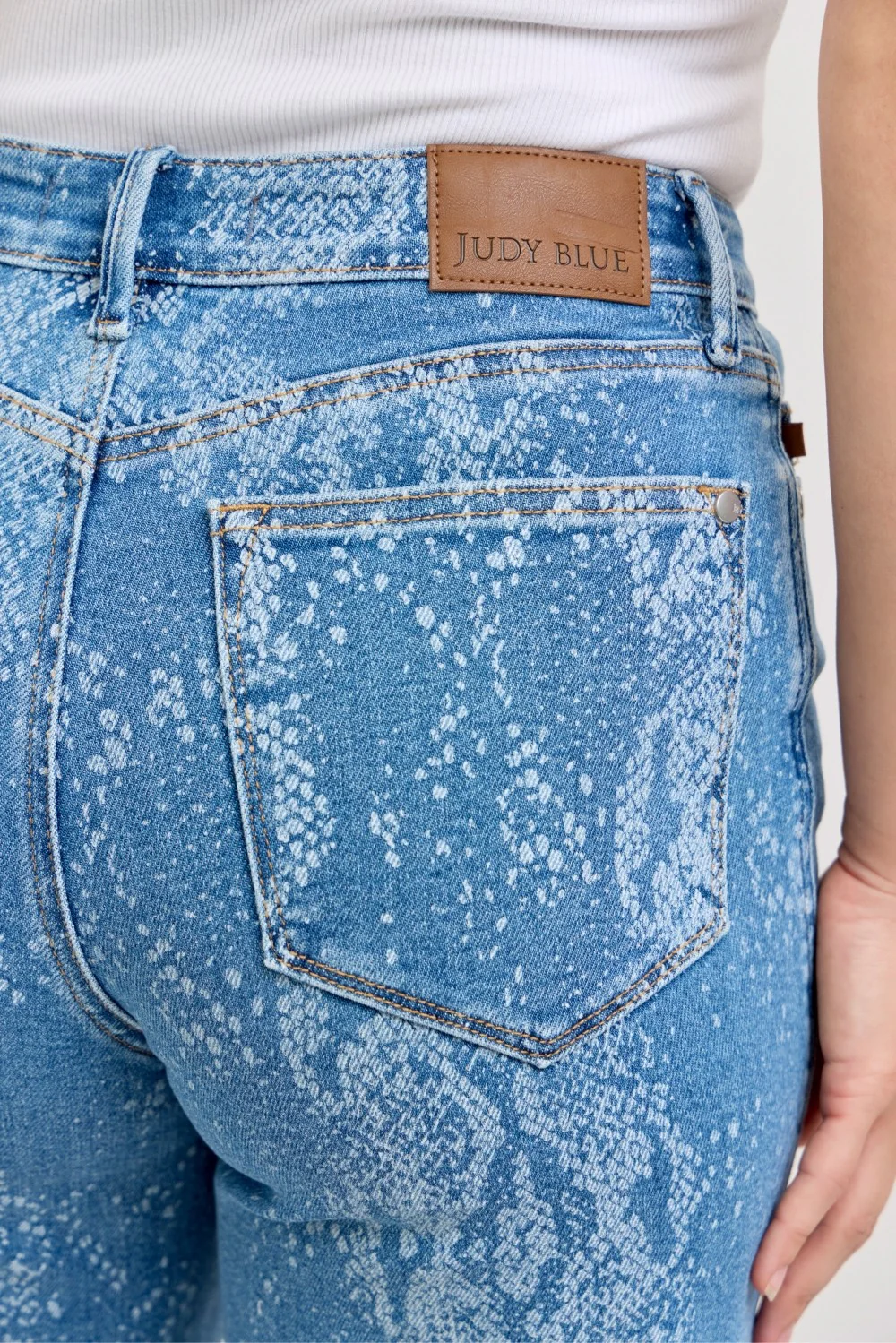 Judy Blue High Rise Ankle Wide Leg Jeans - Image 6