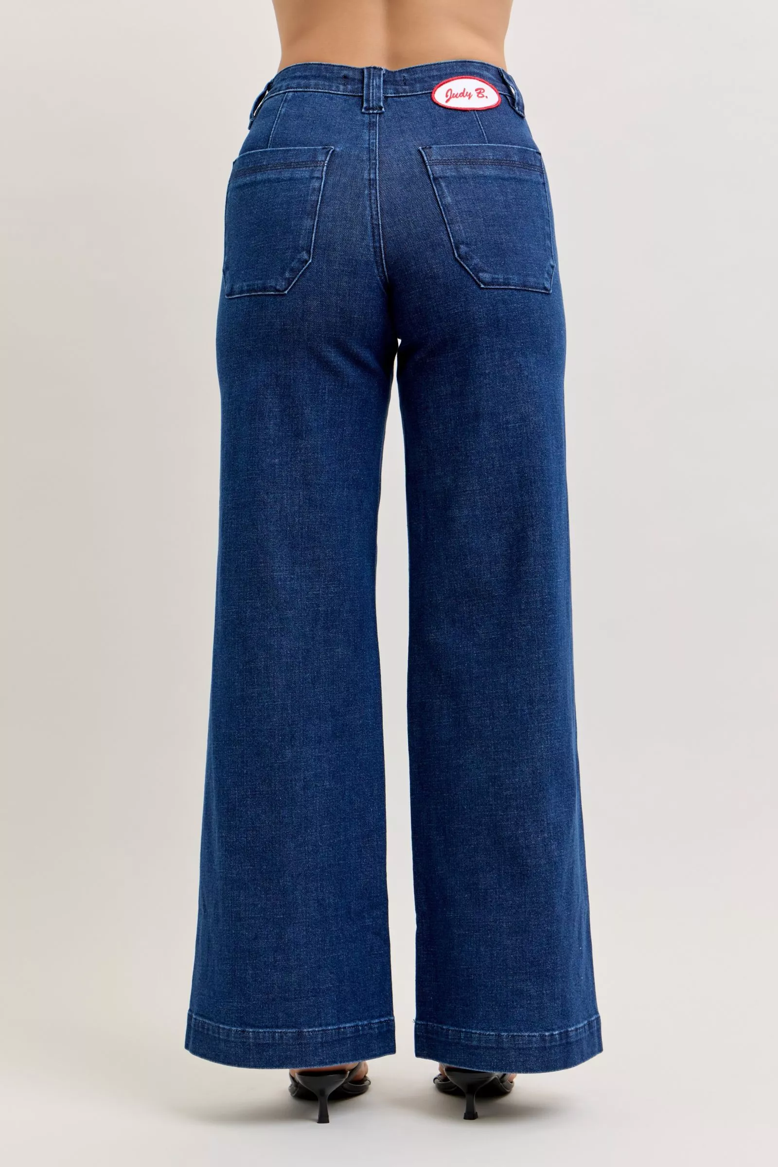 Judy Blue High-Waisted Retro Wide Jeans with Patch Pkts & Twisted Seams - Image 4