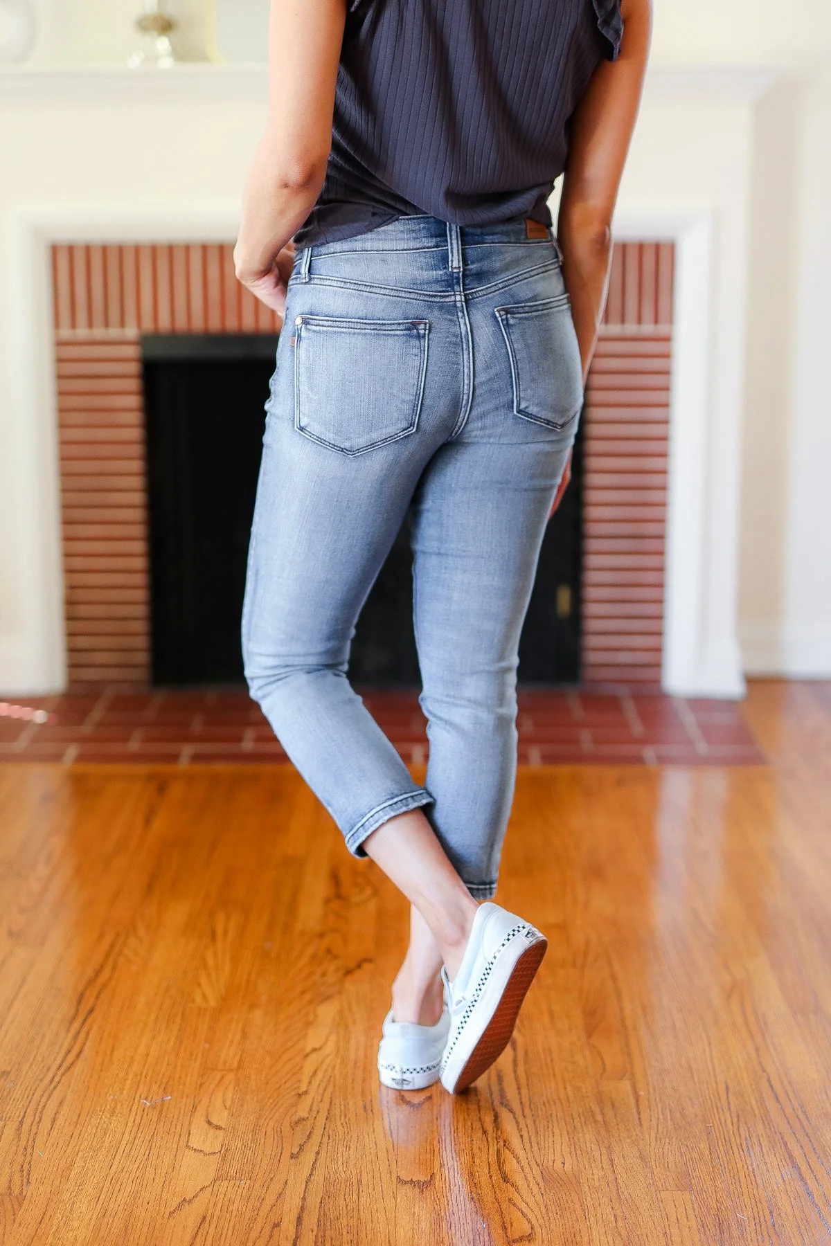 Judy Blue Medium Wash Mid Rise Skinny Capri - Image 3