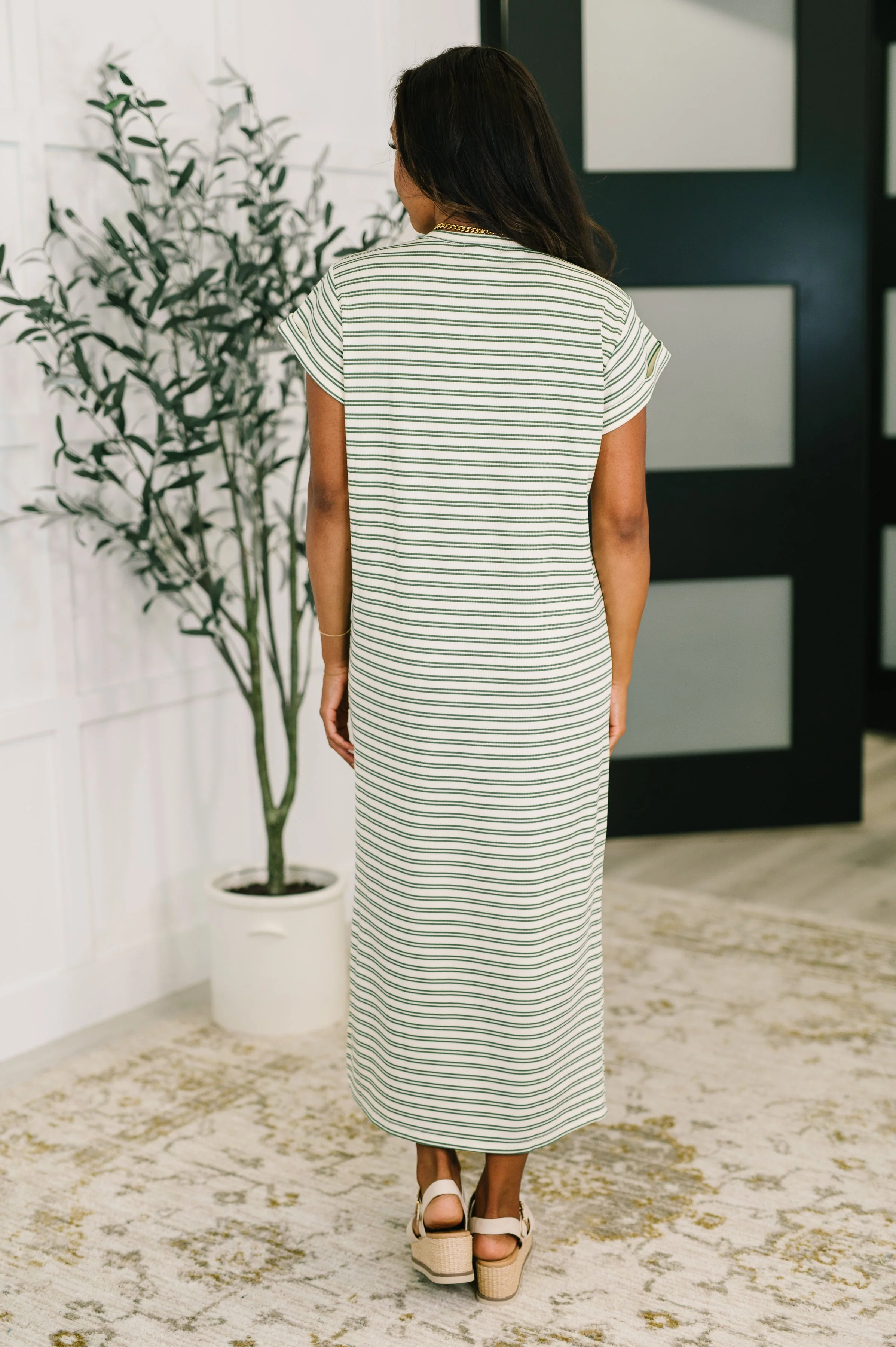 Keep Me Comfy Casual Maxi Dress in Green - Image 5