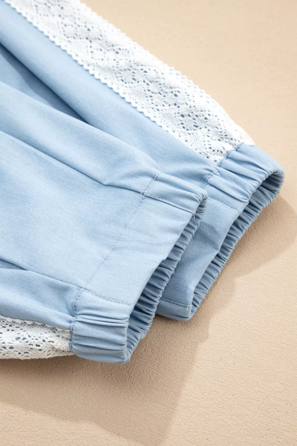 Lace Accent Floral Patched Pocket Pleated Wide Leg Slouchy Pants - Image 9