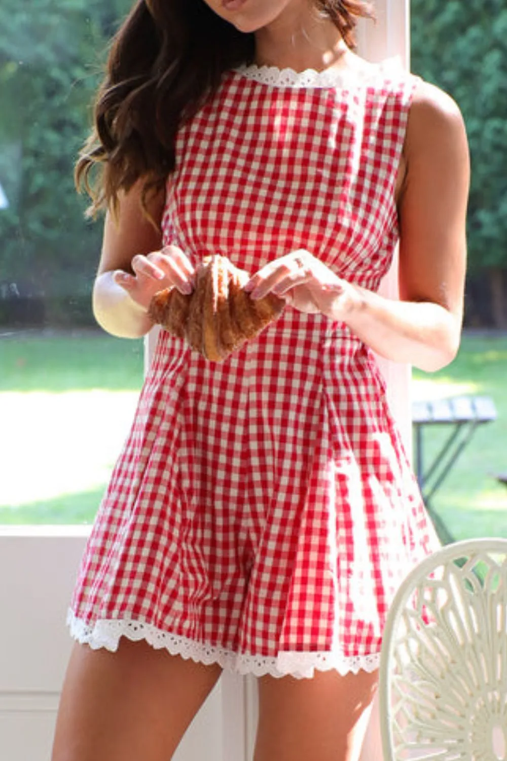 Lace Detail Plaid Sleeveless Romper - Image 4