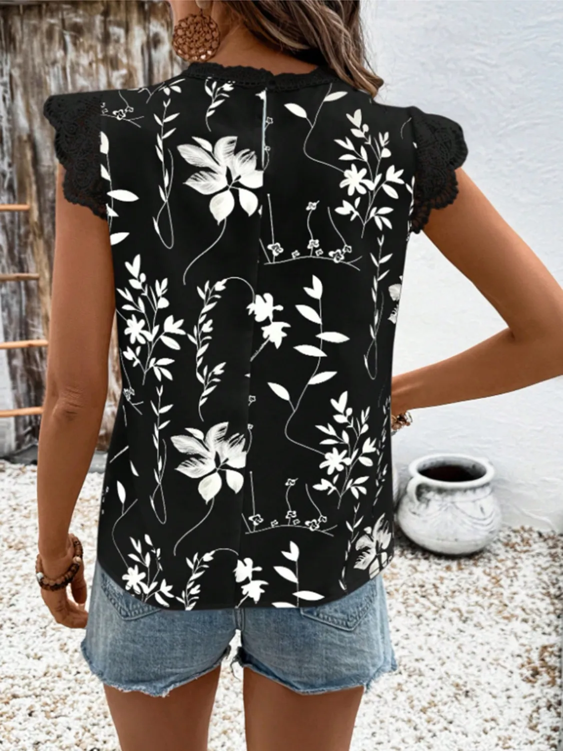 Lace Detail Printed Cap Sleeve Blouse - Image 3