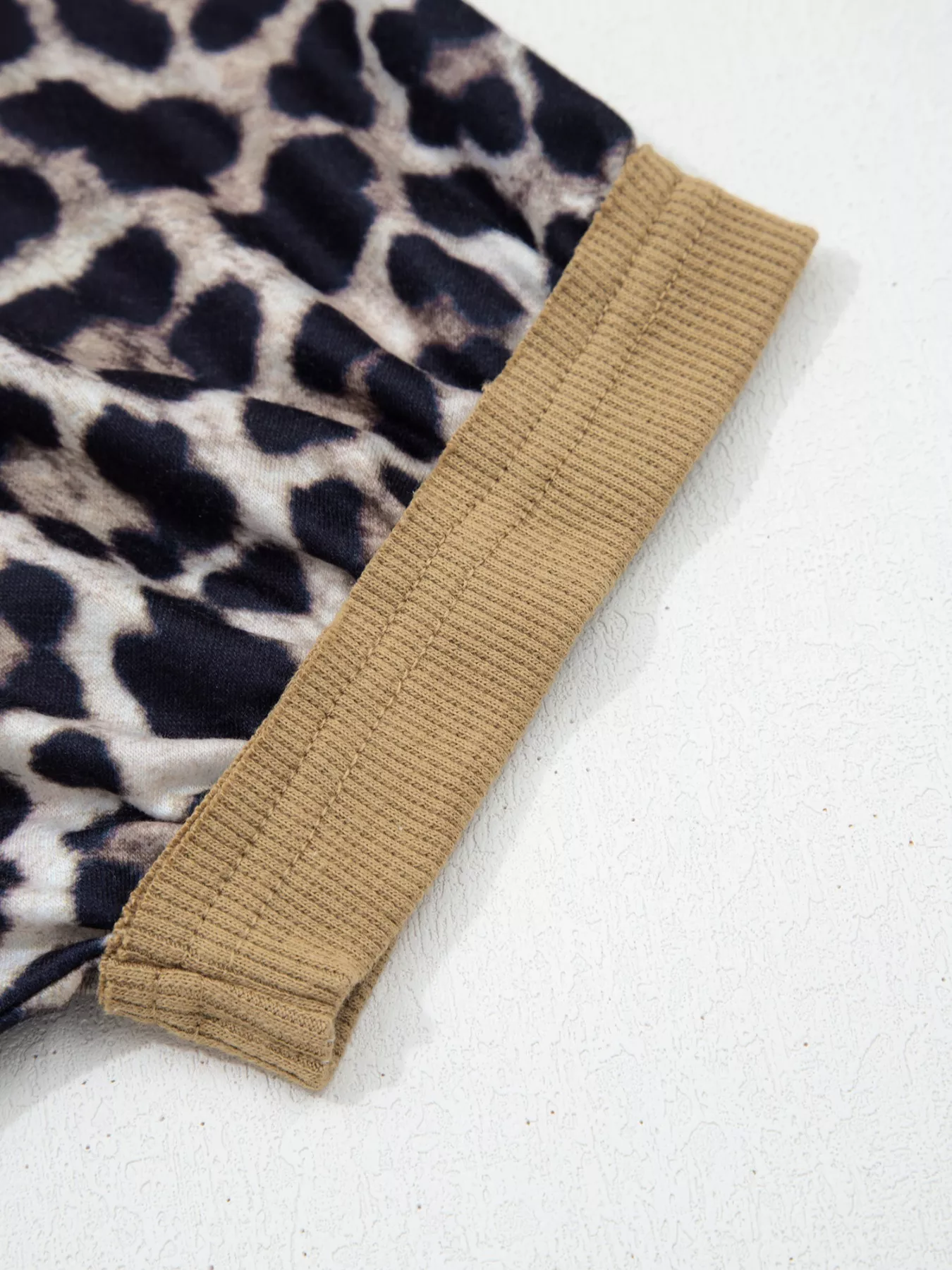 Leopard Print Color Block Round Neck Top - Image 7