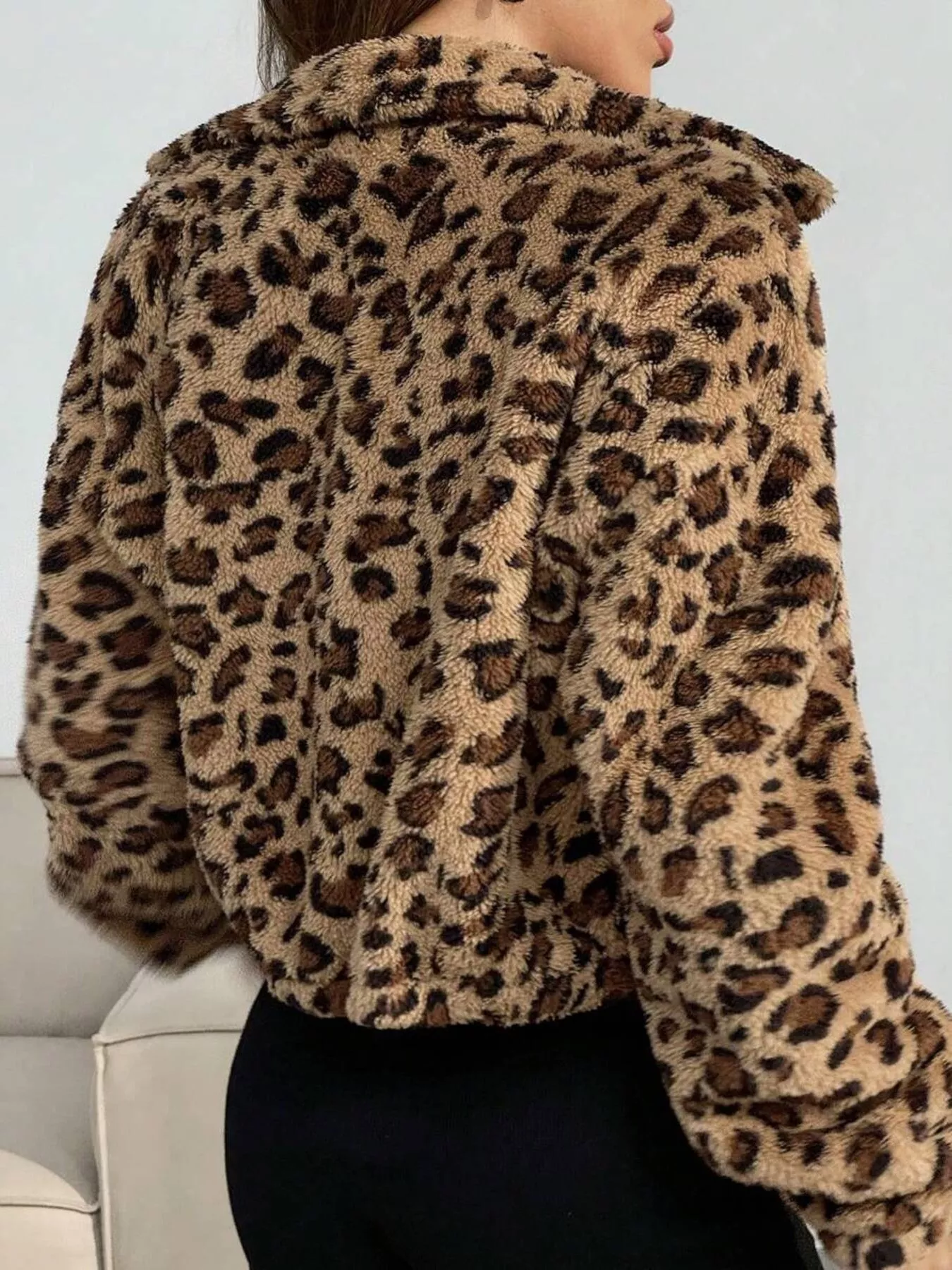 Leopard Print Fuzzy Cropped Jacket - Image 3