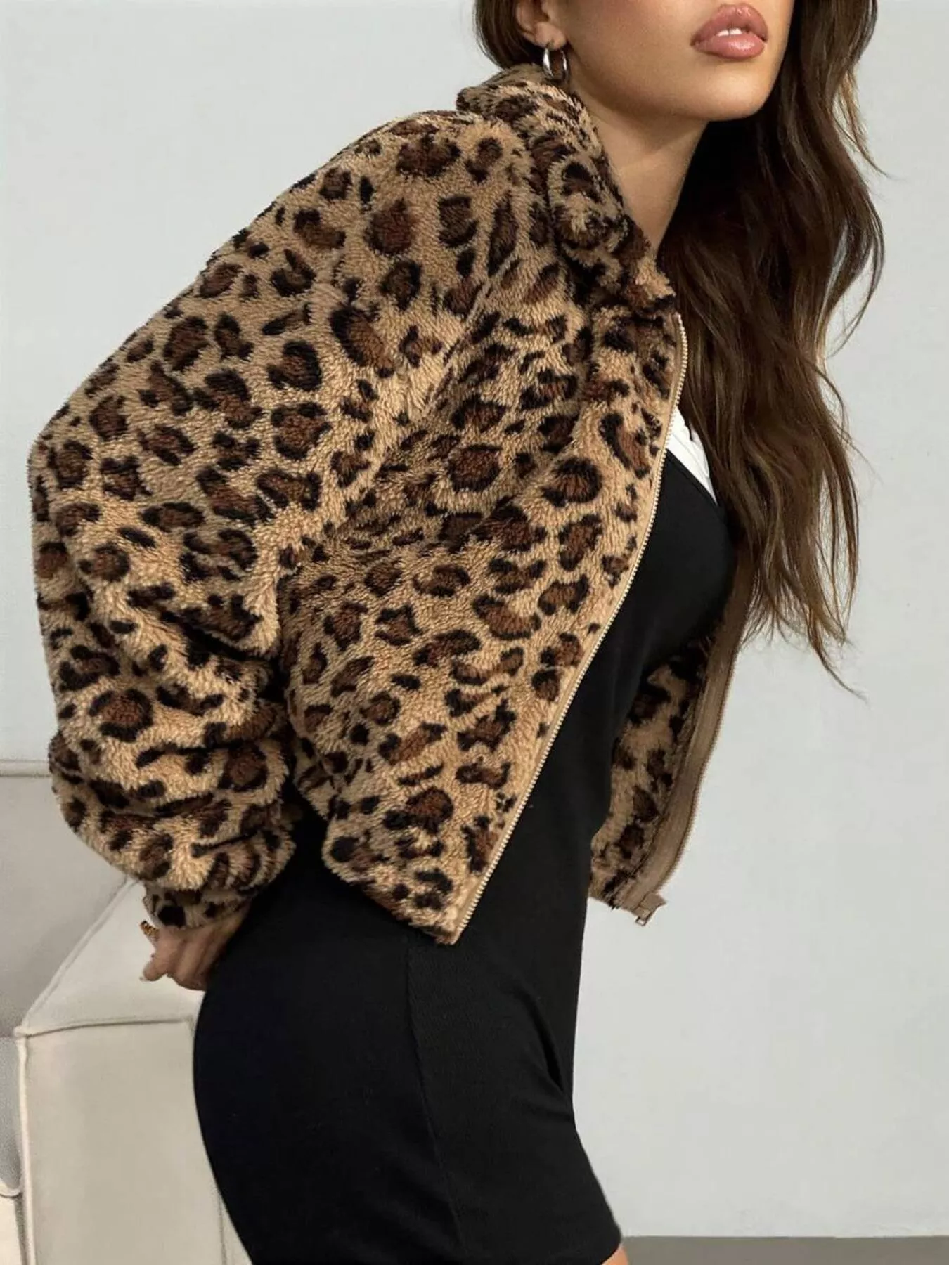 Leopard Print Fuzzy Cropped Jacket - Image 5