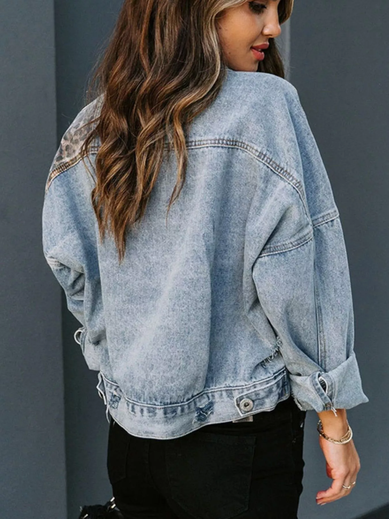 Leopard Print Patchwork Denim Jacket - Image 4