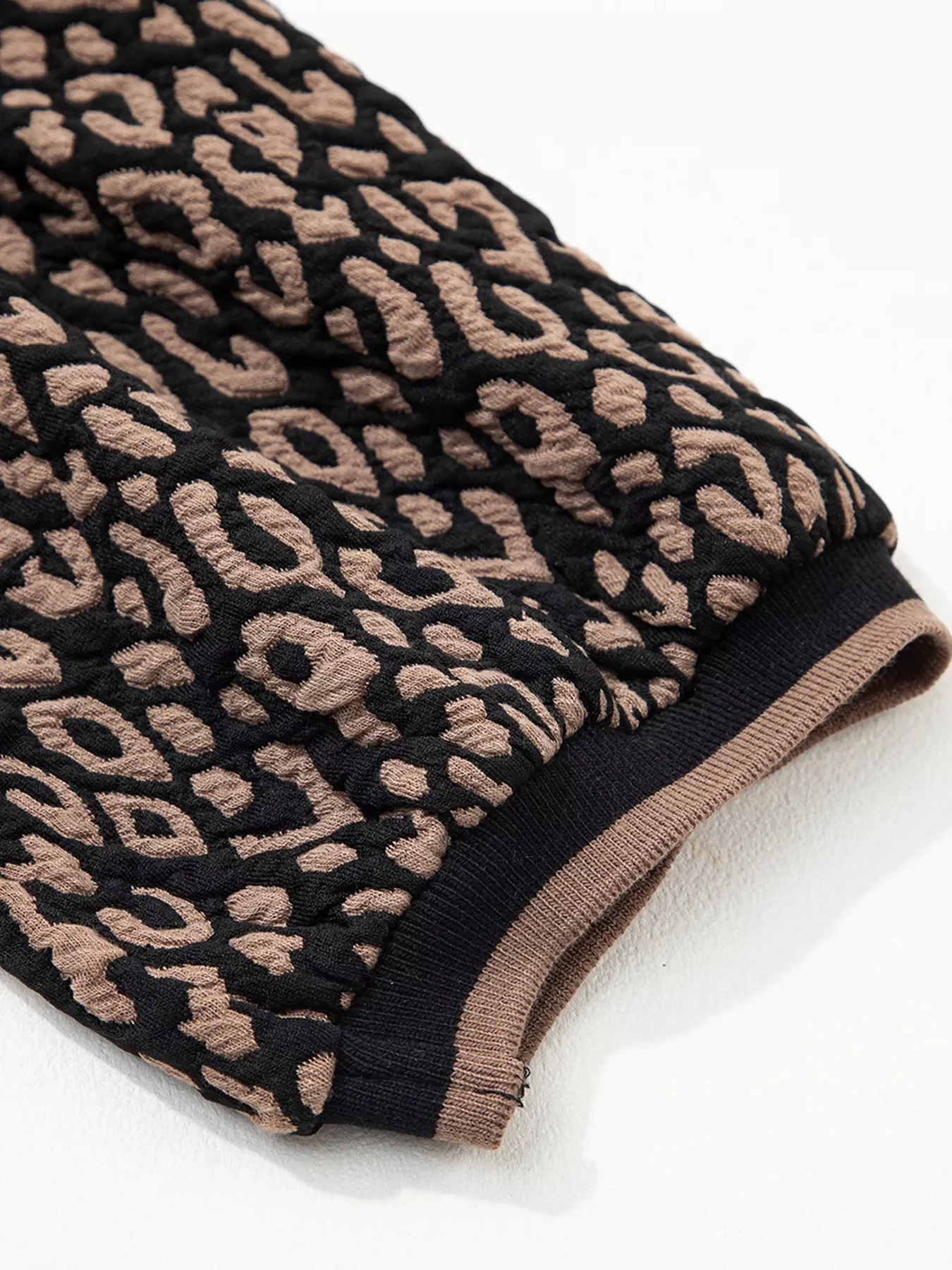 Leopard Print Puffy Bracelet Sleeve Contrast Trim Round Neck Top - Image 7