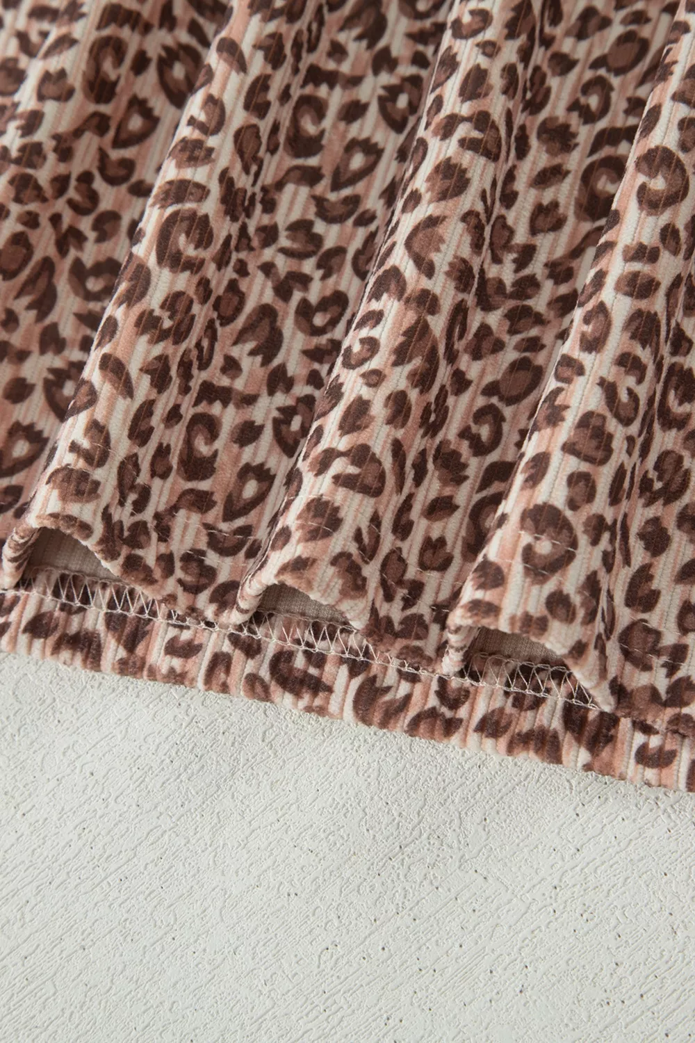 Leopard Print Ribbed Patchwork Half Button Loose Tee Elastic Waist Short 2pcs Set - Image 10
