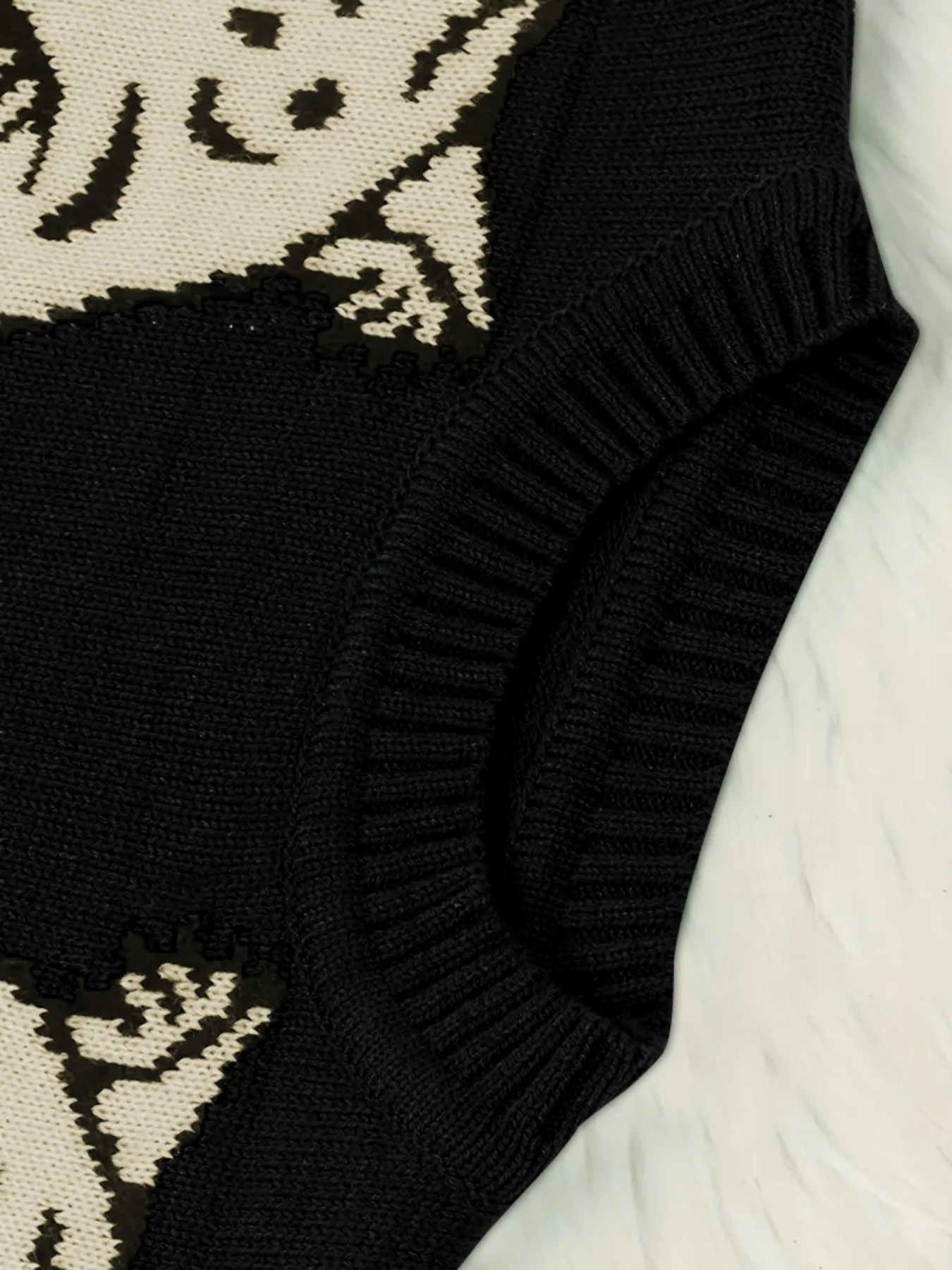 Leopard Round Neck Sweater - Image 19