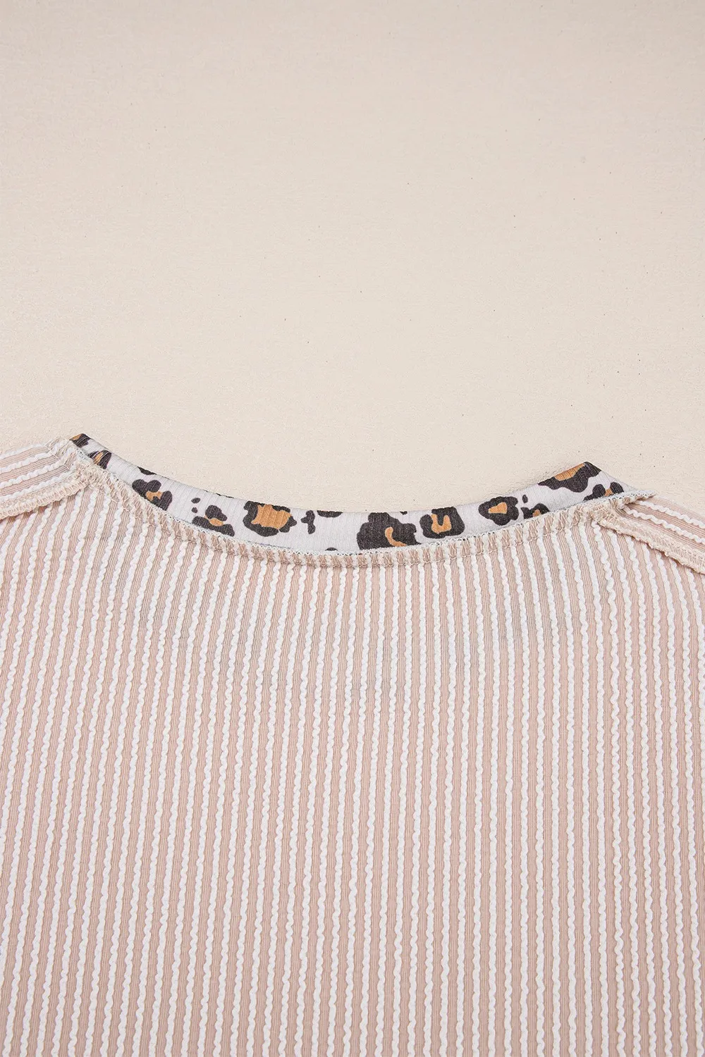 Leopard Trim Round Neck Ribbed T-Shirt - Image 7