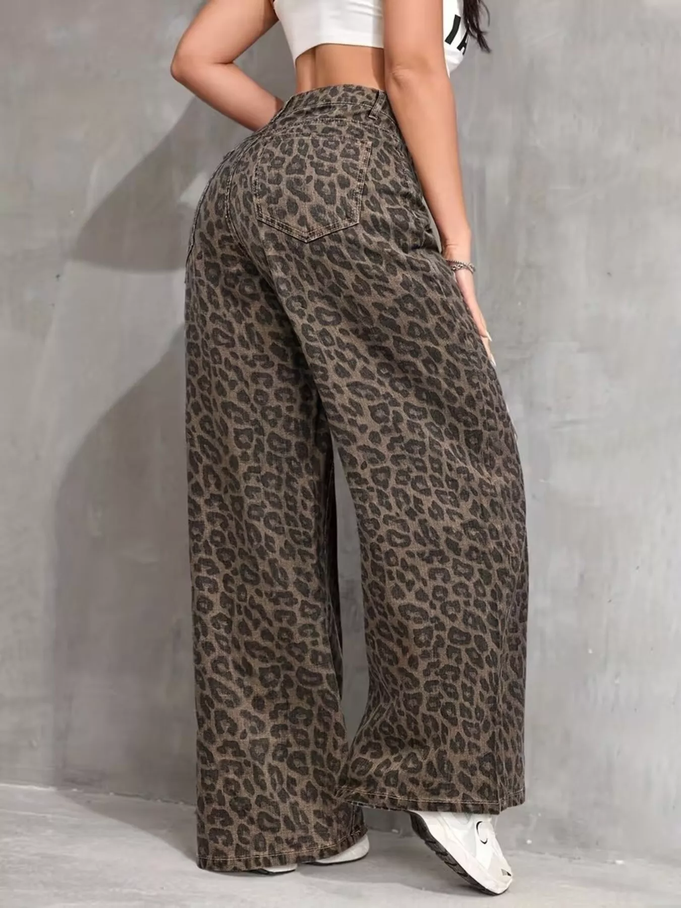Leopard Wide Leg Jeans - Image 8