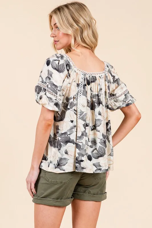Lime 'N' Chili Floral Print Lace Trim Puff Sleeve Blouse - Image 3