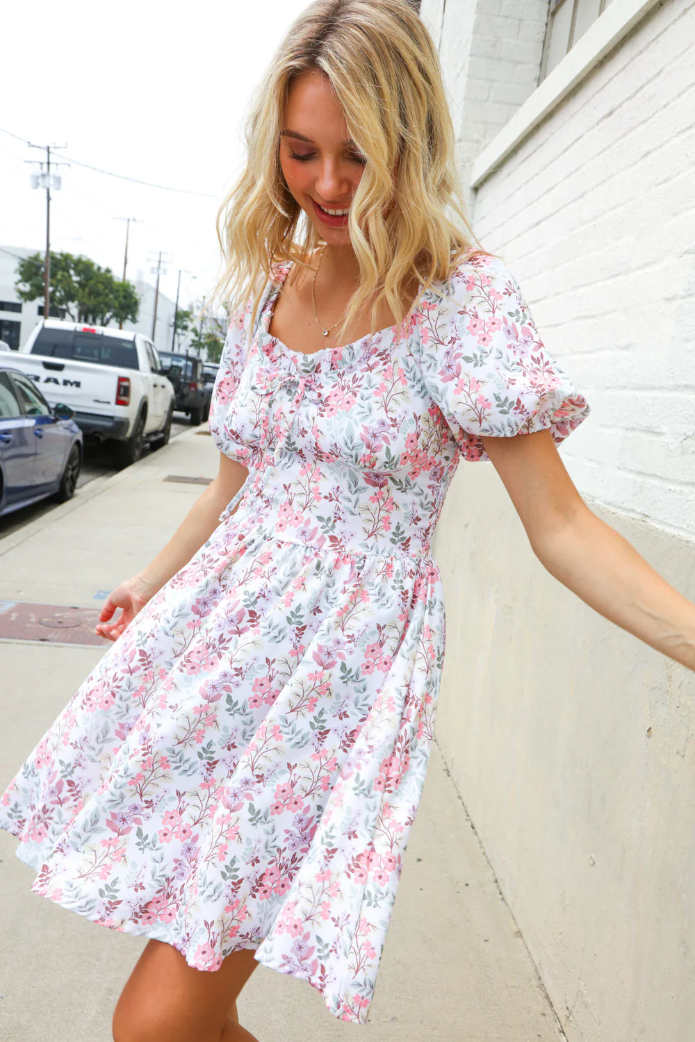 Lock Eyes Cream Floral Print Sweetheart Neck Fit & Flare Dress - Image 4