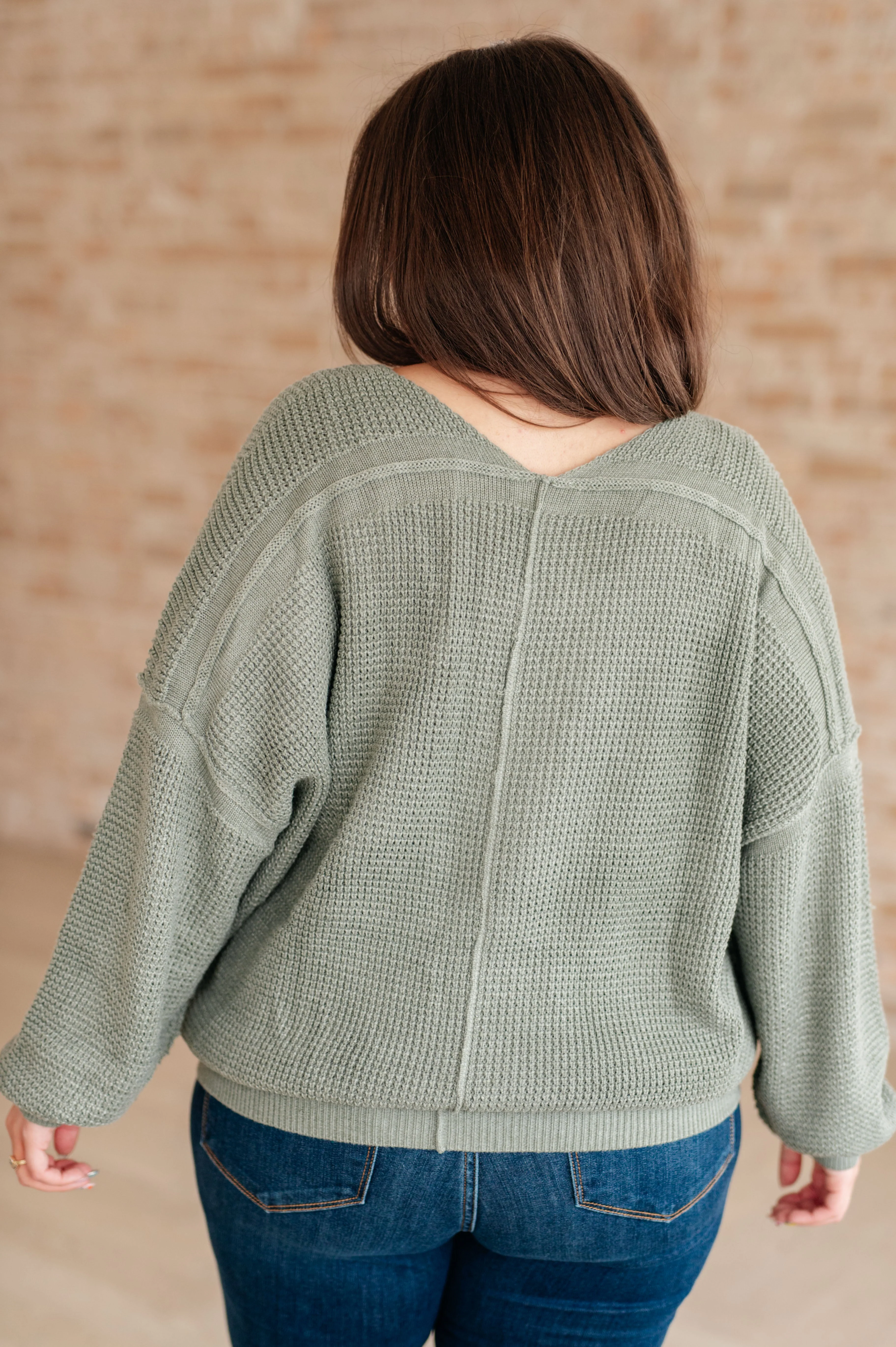 Magi Lune V-Neck Sweater - Image 9