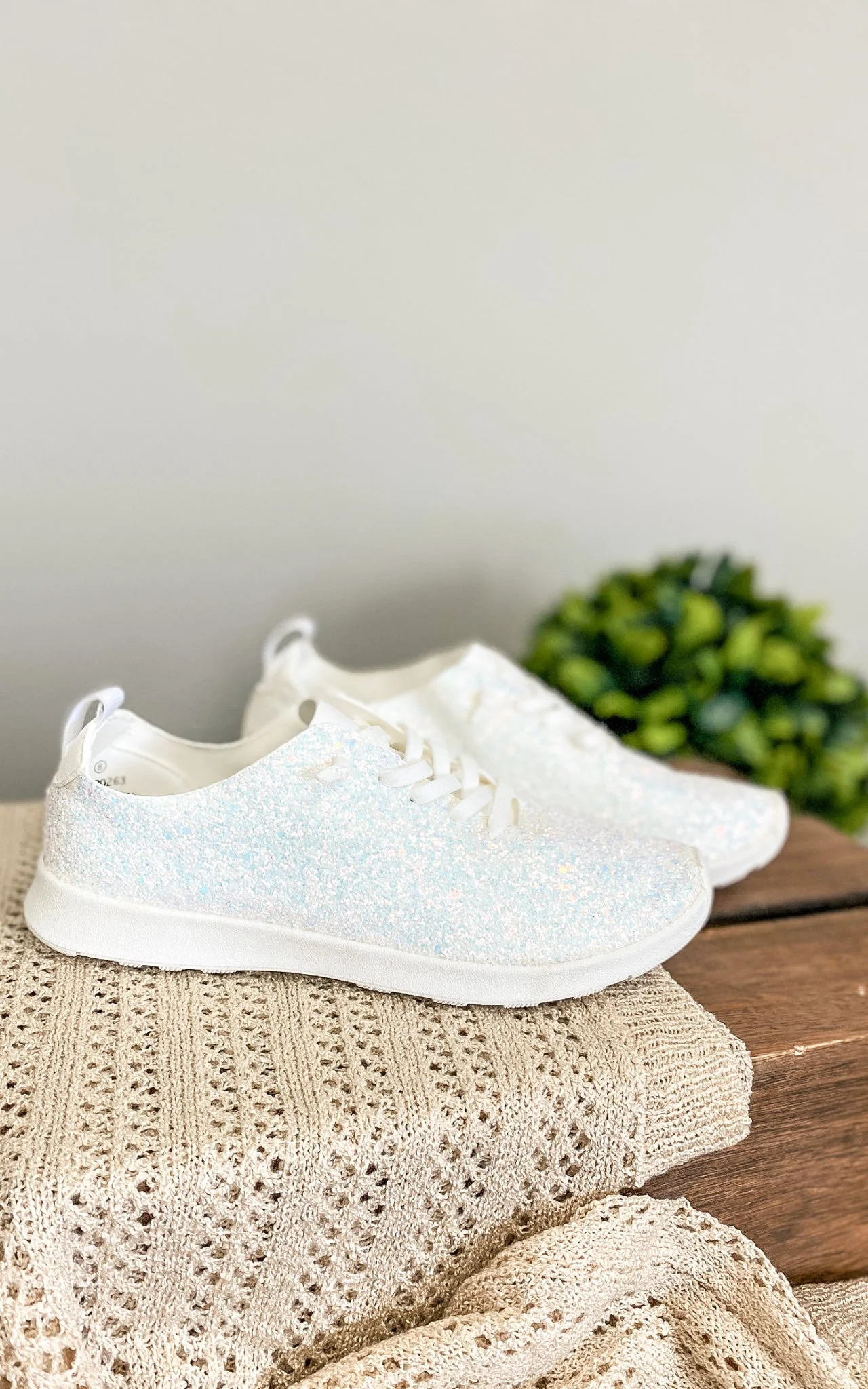 Mayo Glitter Sneakers in White - Image 5