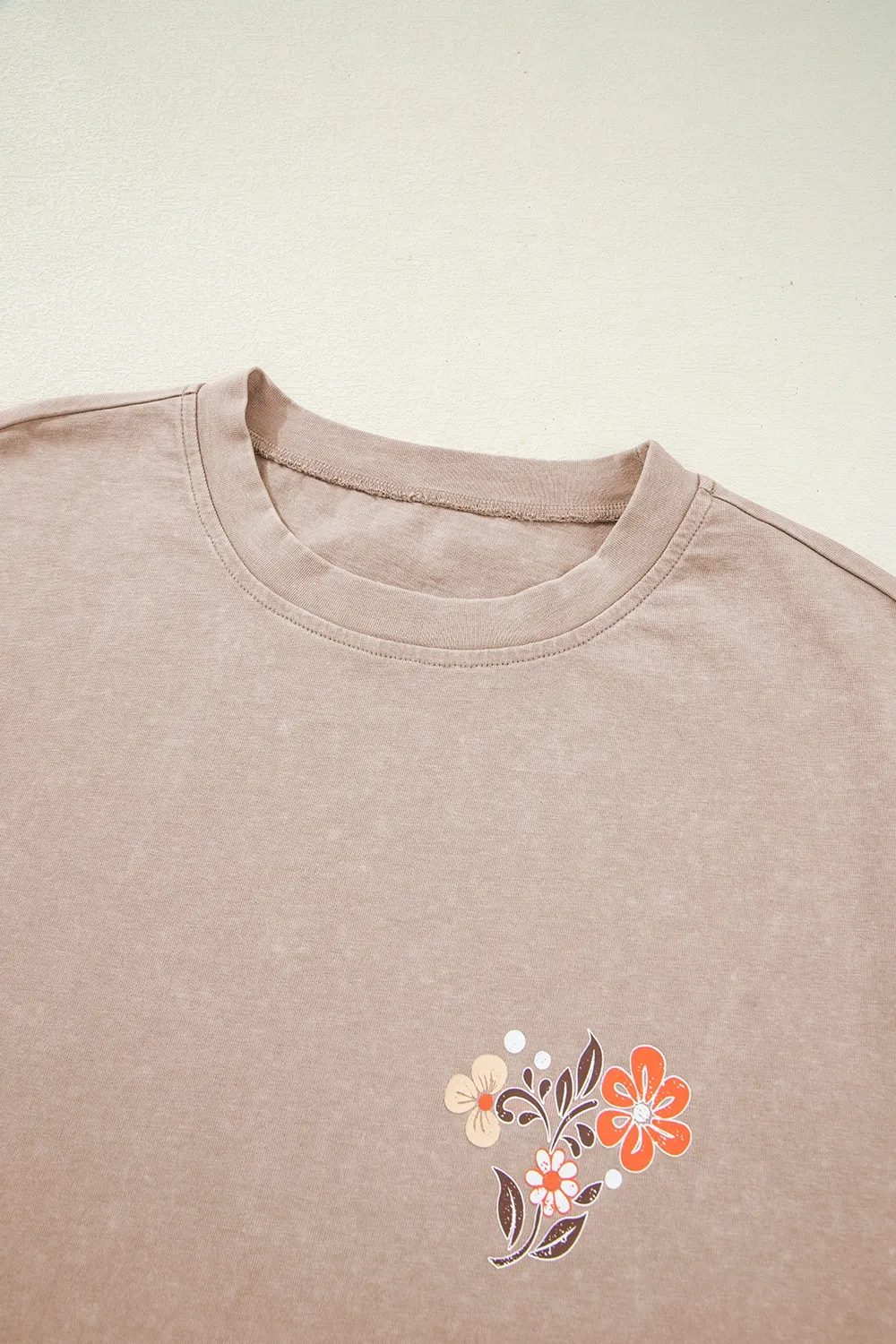 Mineral Wash Floral Steer Head Printed Back Western Fashion Tee - Image 9