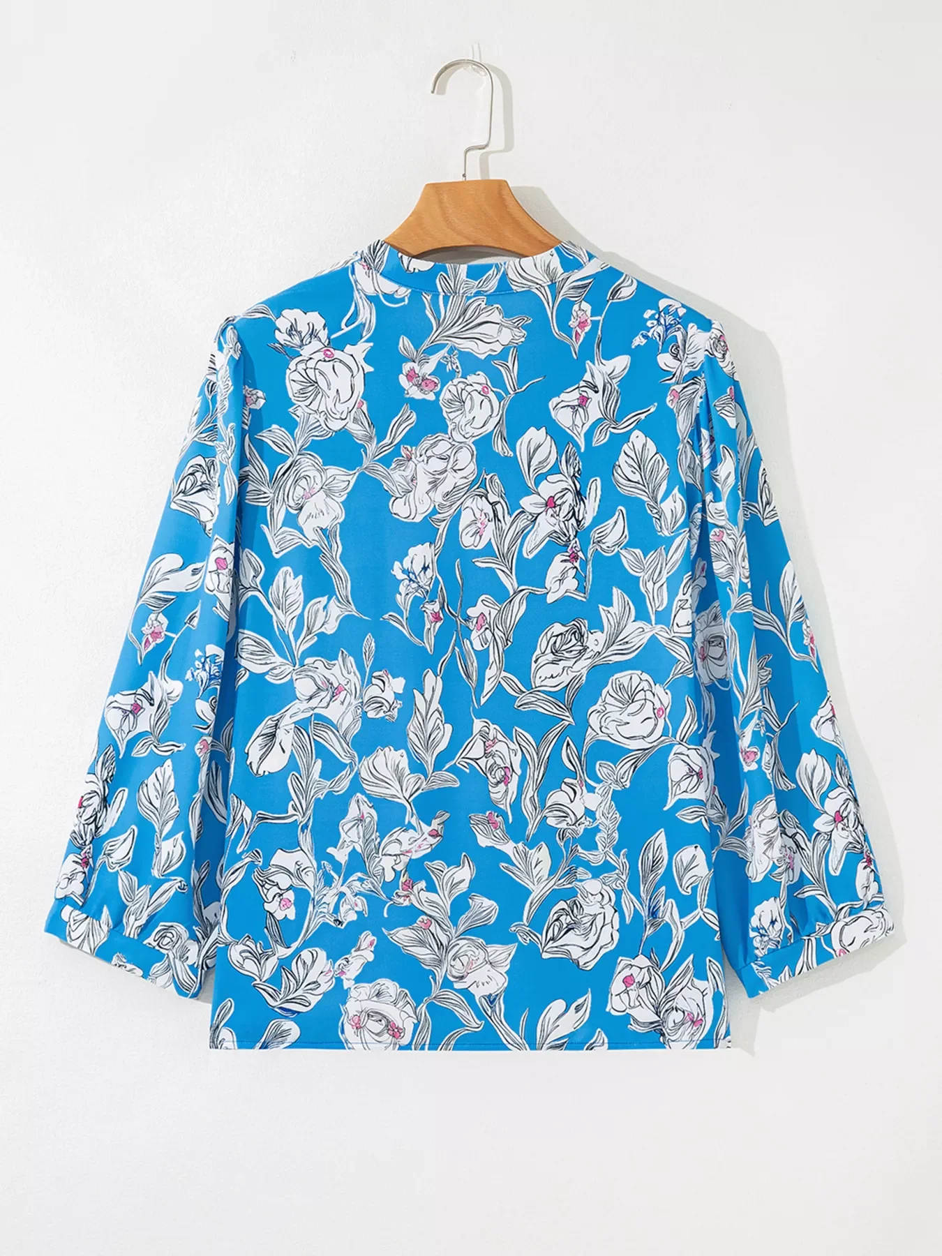 Notched Floral Print 3/4 Puff Sleeve Blouse - Image 4