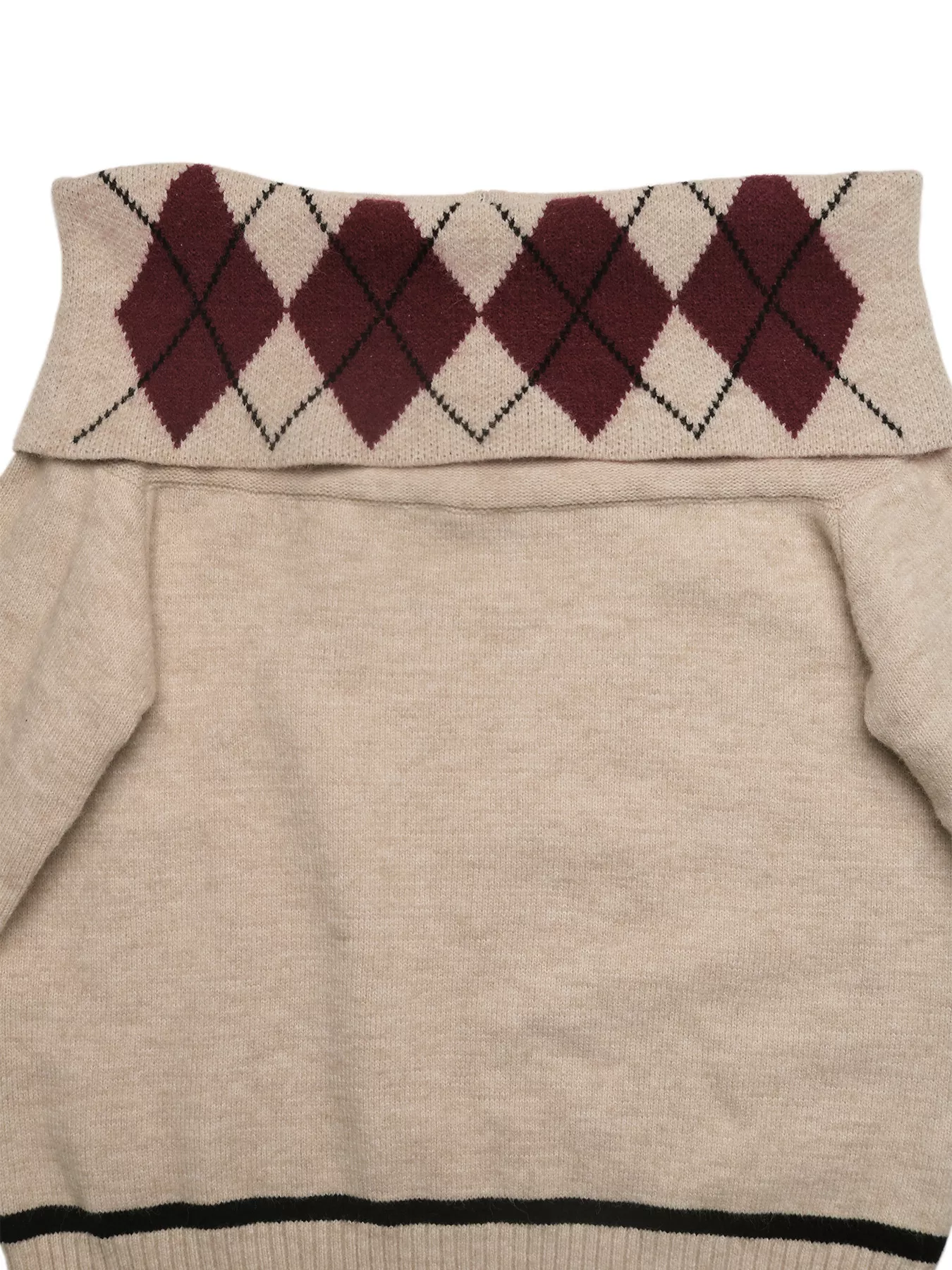 Off-Shoulder Argyle Pattern Sweater - Image 11