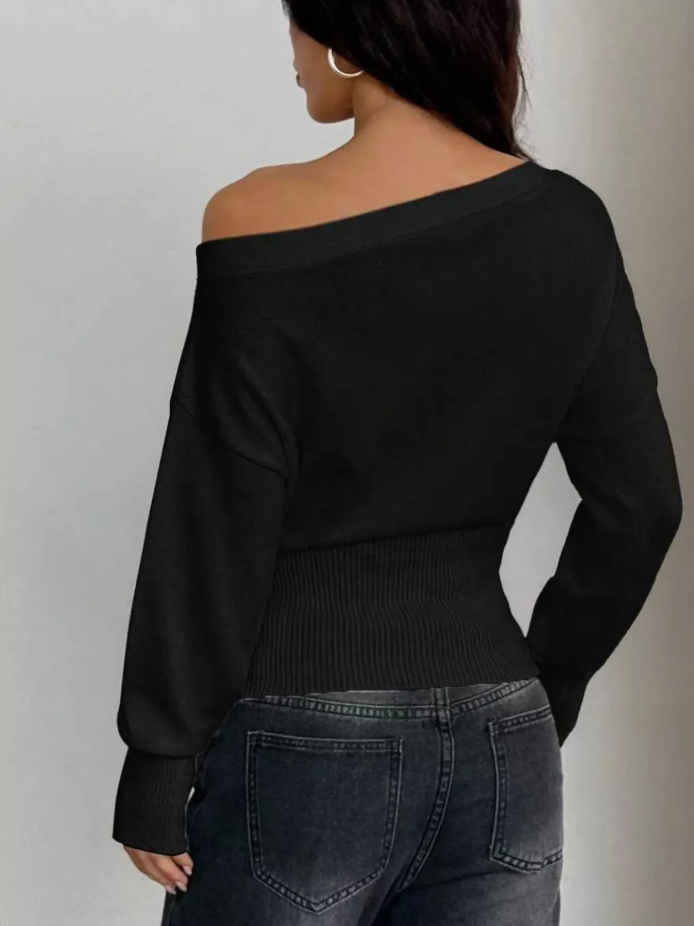 One Shoulder Cropped Sweater - Image 6