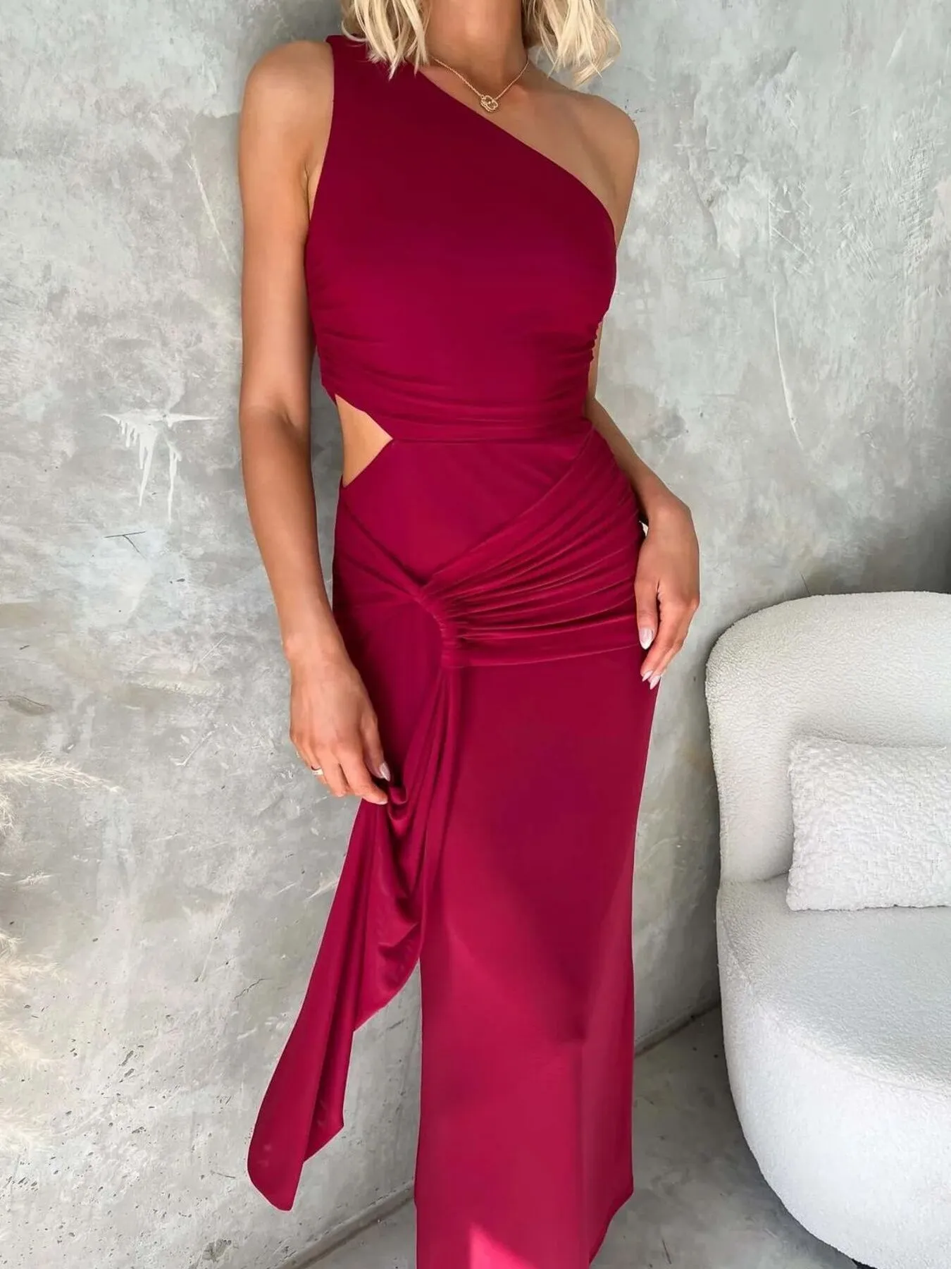 One-Shoulder Cutout Bodycon Maxi Dress - Image 9
