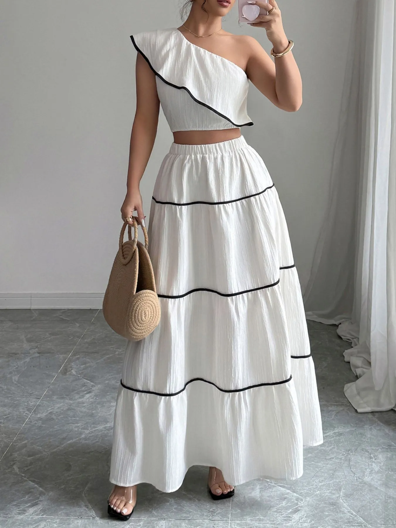 One-Shoulder Ruffle Top and Skirt Two-Piece Set - Image 3