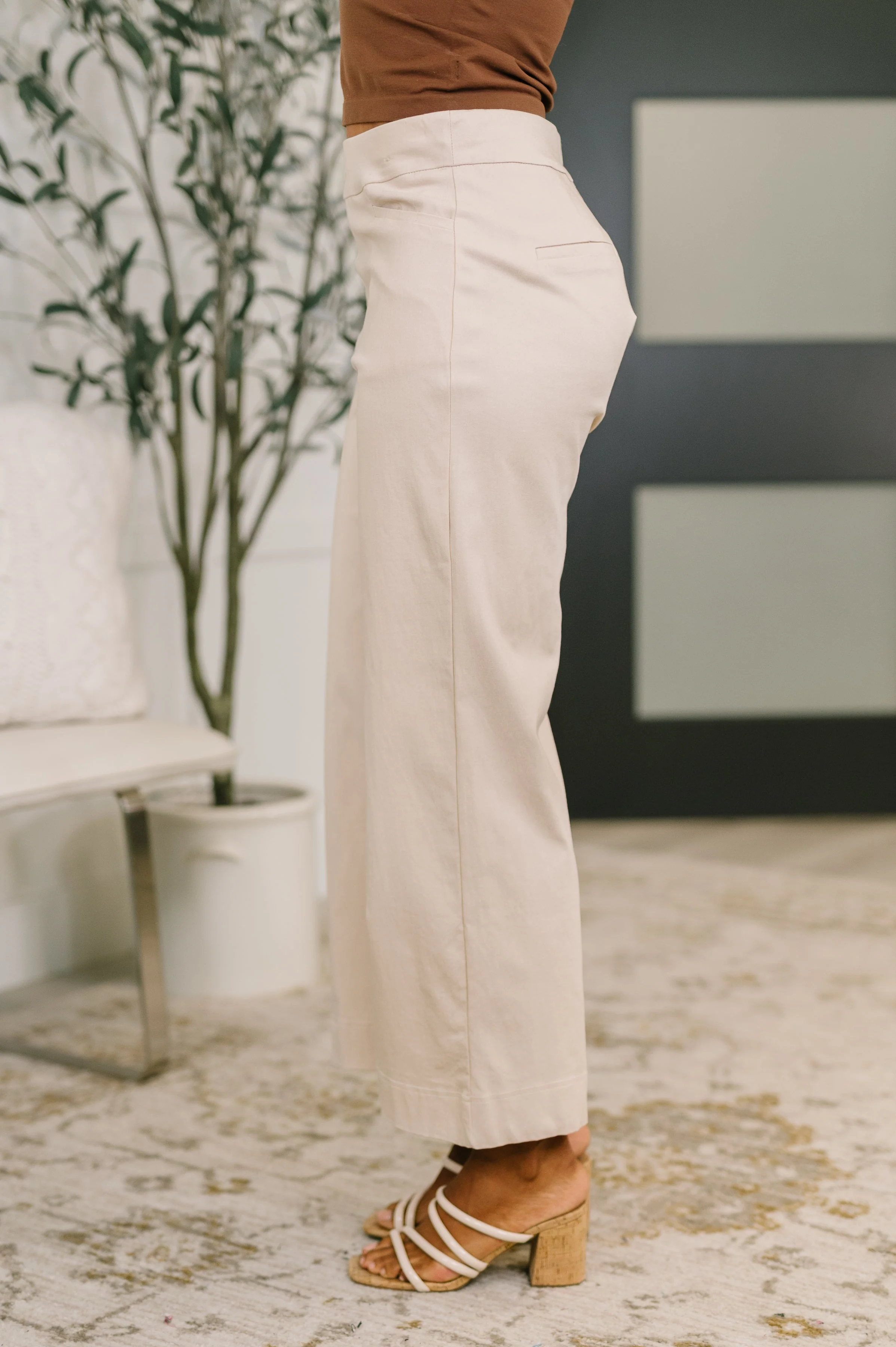 Only Pair High Waisted Wide Leg Bottoms in Linen - Image 3