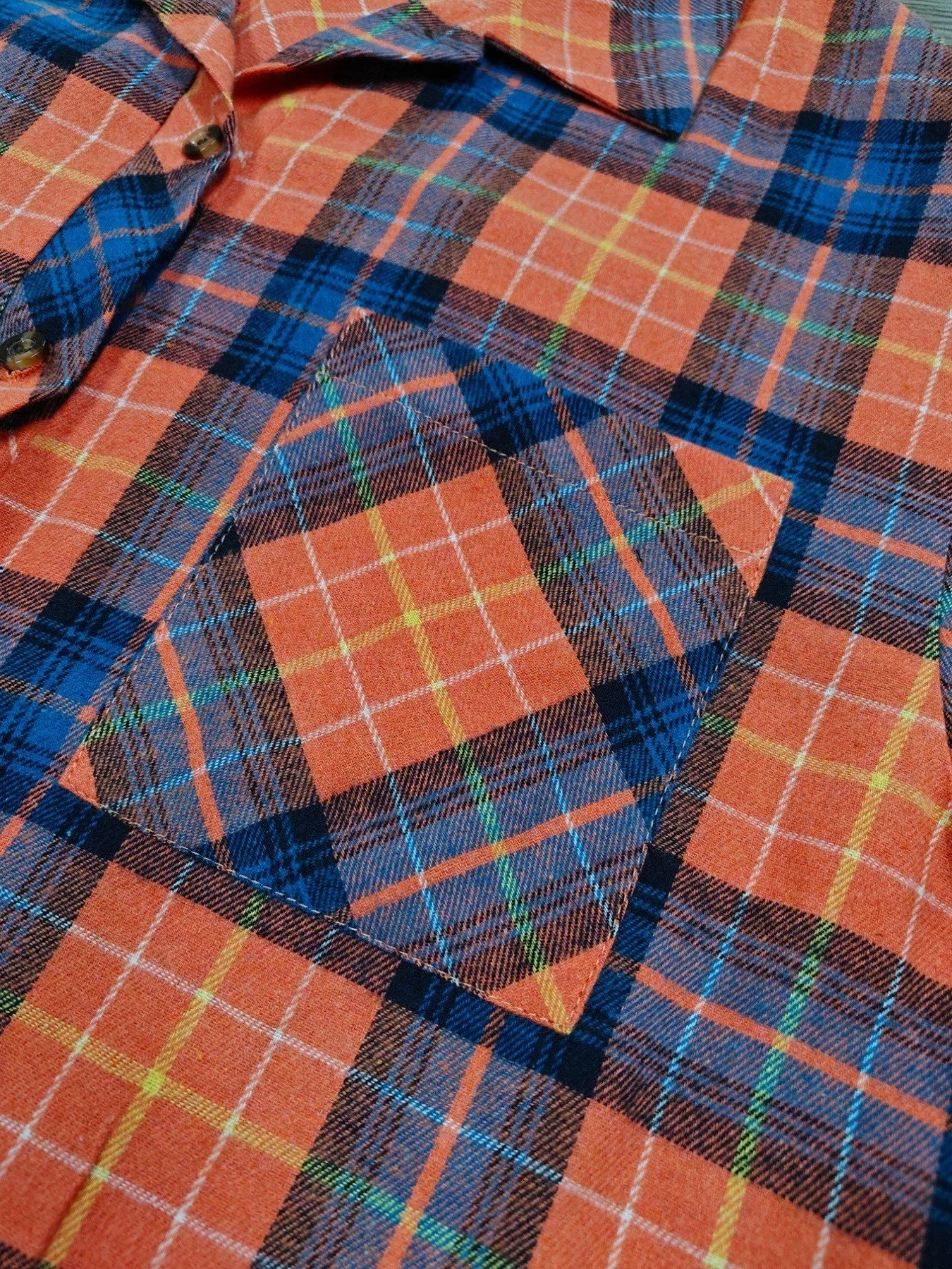 Plaid Button-Up Long Sleeve Shirt - Image 5