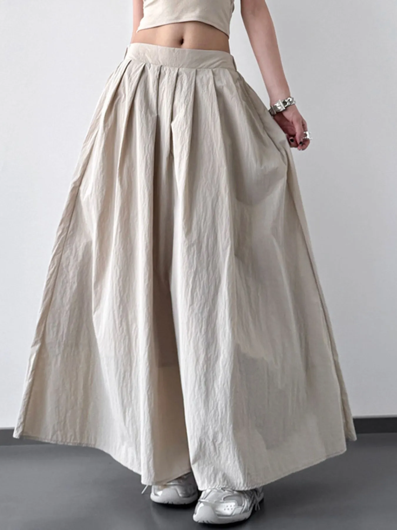 Pleated Linen Maxi Skirt - Image 3