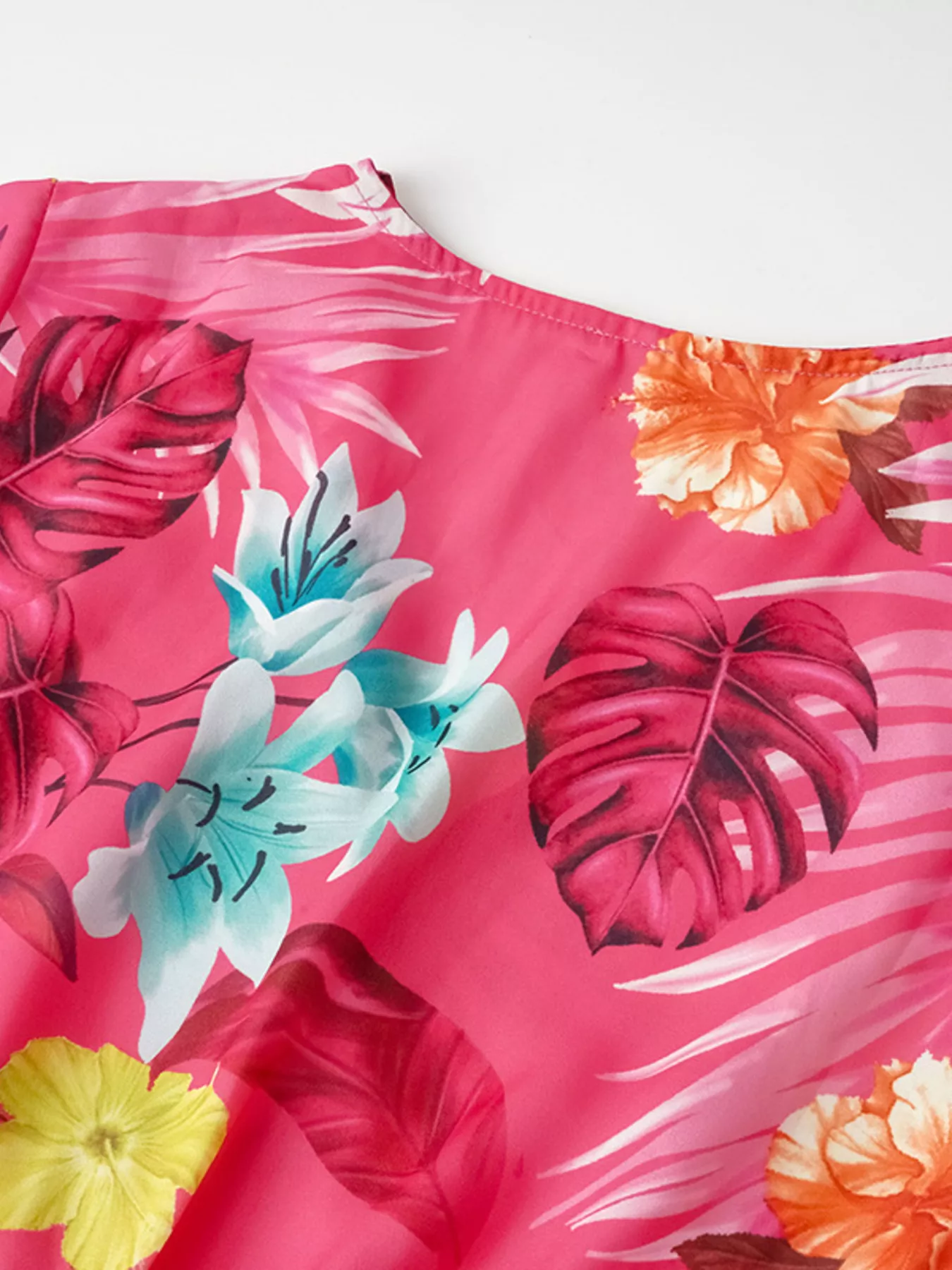 Pleated Tropical Print Belted Midi Dress - Image 8