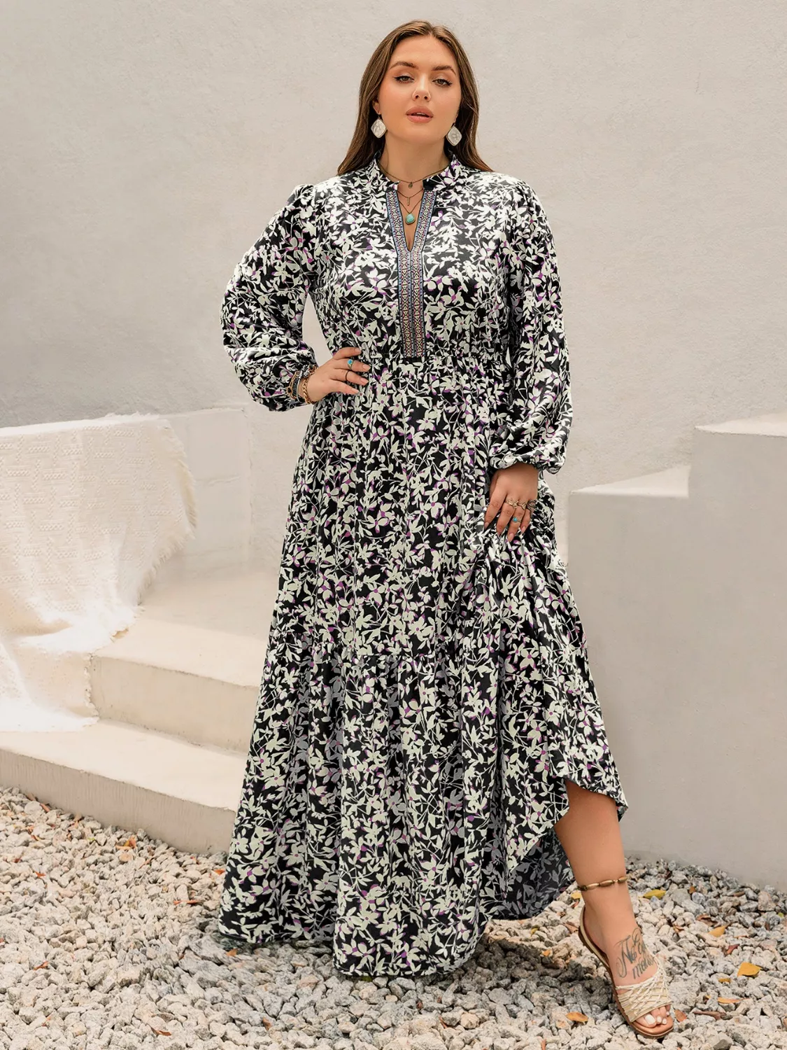 Plus Size Floral Print Long Sleeve Tiered Maxi Dress - Image 2