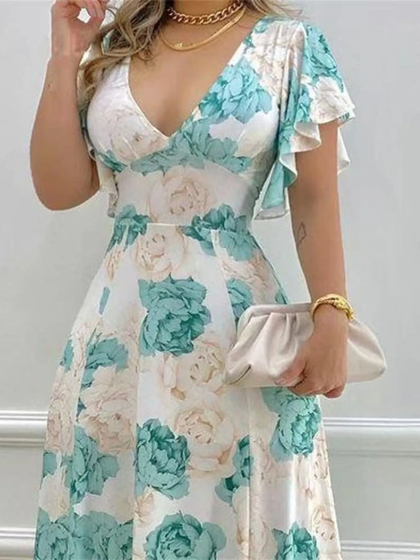 Plus Size Floral Print V-Neck Maxi Dress with Flutter Sleeves - Image 3