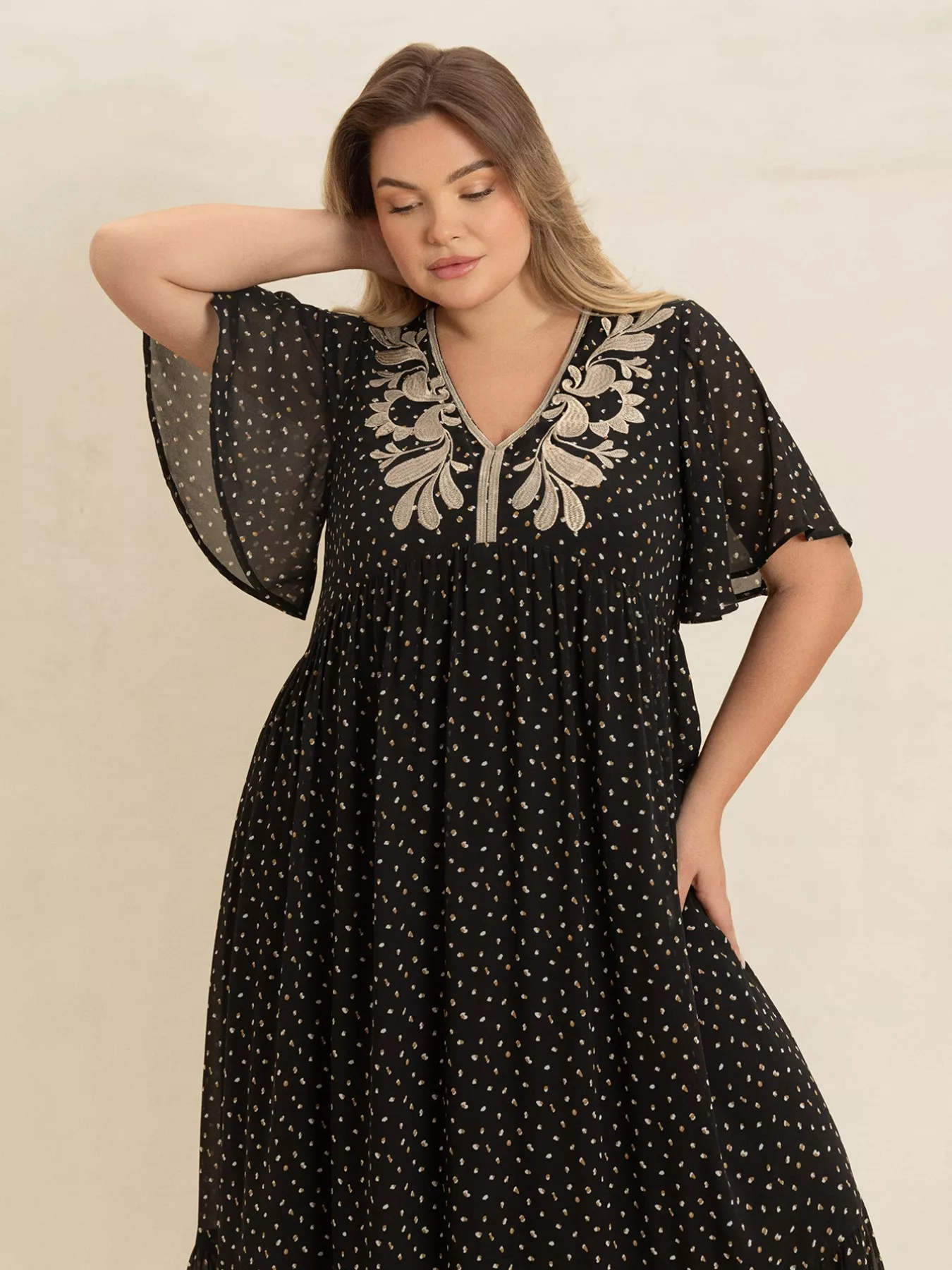 Plus Size Printed V-Neck Flutter Sleeve Maxi Dress - Image 4