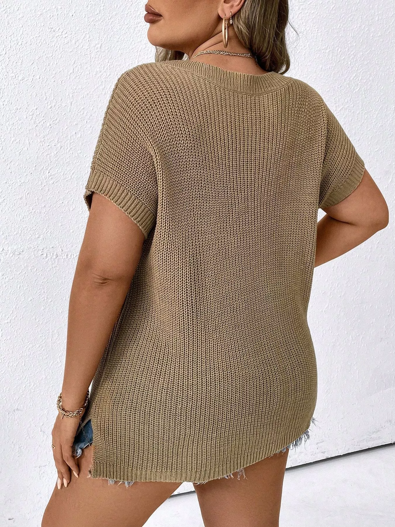 Plus Size V-Neck Short Sleeve Knit Top with Chest Pocket - Image 5
