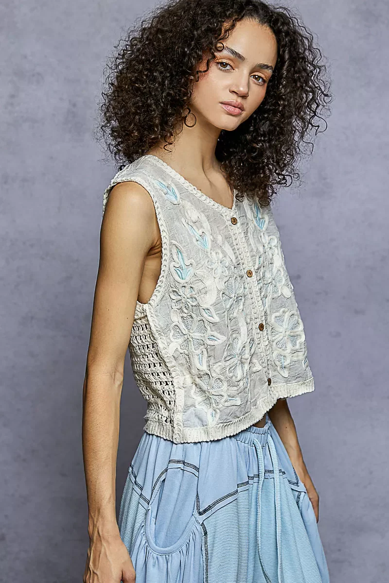 POL Button Down Floral Embroidery Cropped Crochet Vest Top - Image 3