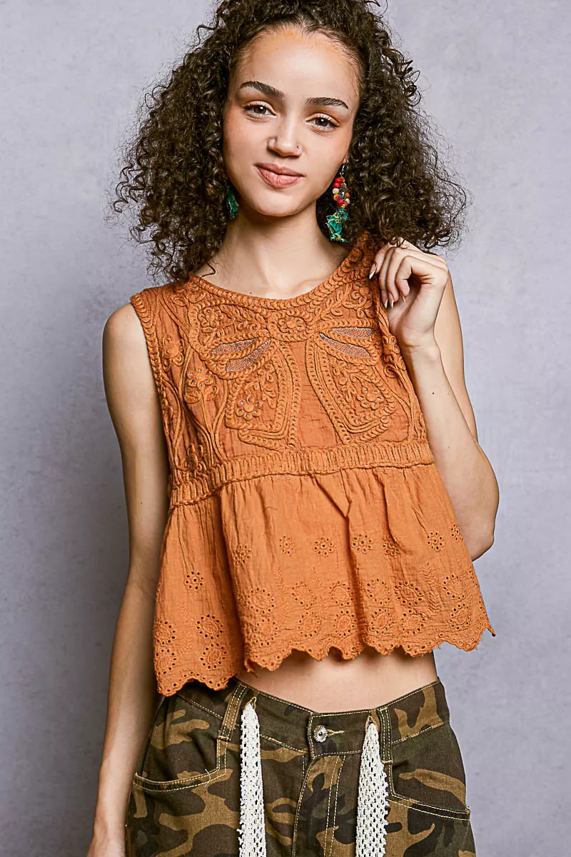 POL Crochet Cropped Tank with Scalloped Hem - Image 2