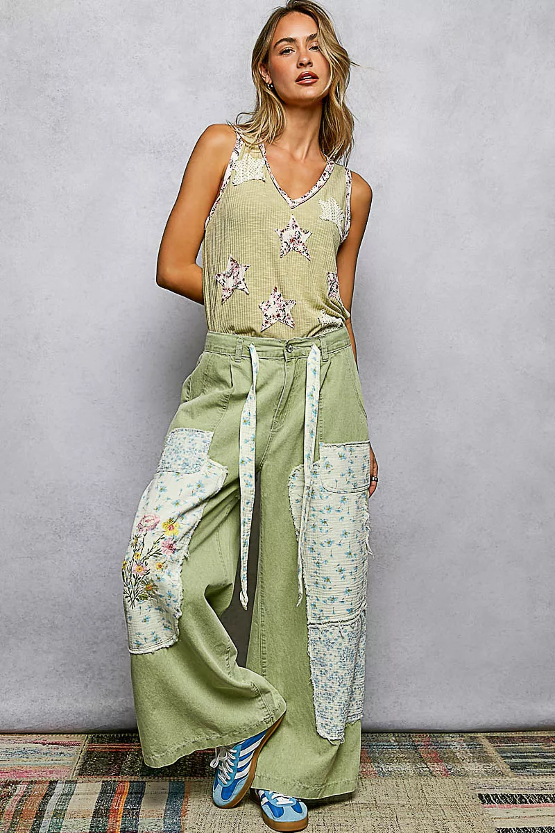 POL Floral Print Star Patch V-Neck Ribbed Tank - Image 5