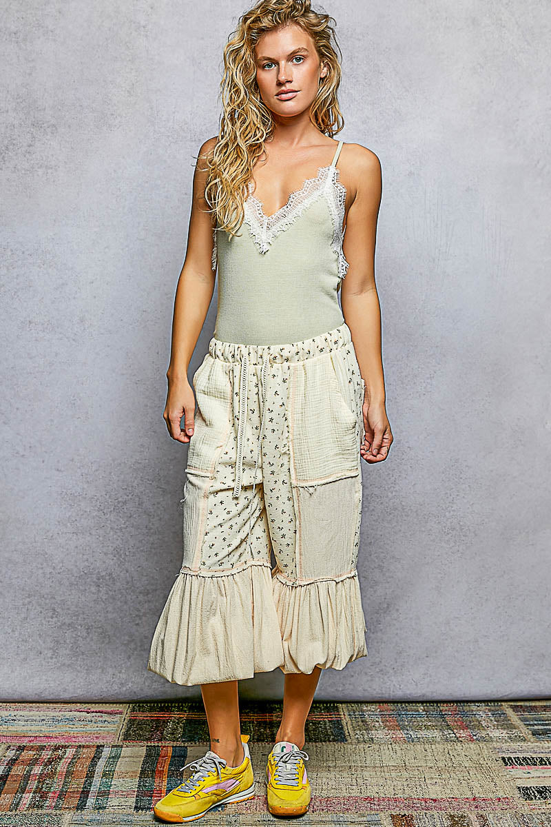 POL Lace Detail V-Neck Ribbed Cami - Image 6