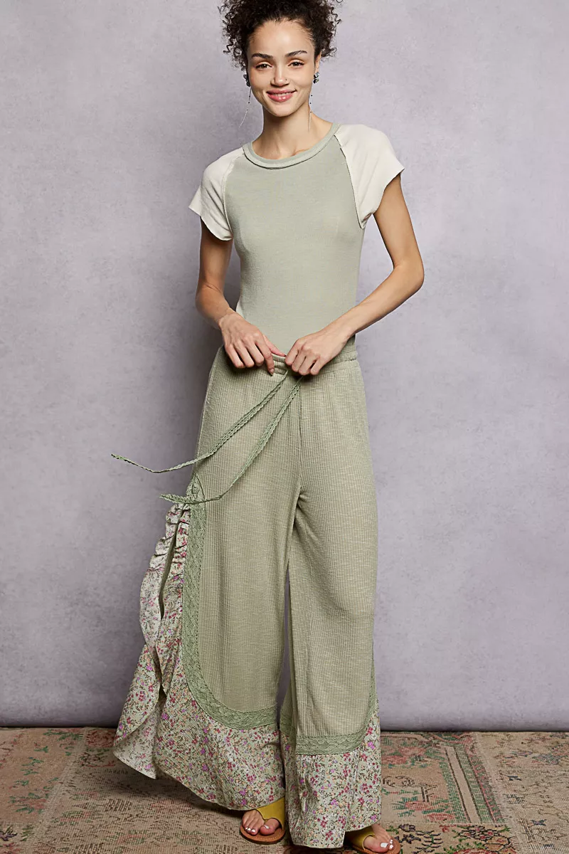 POL Round Neck Outseam Detail T-Shirt with Contrast Color Sleeves - Image 4