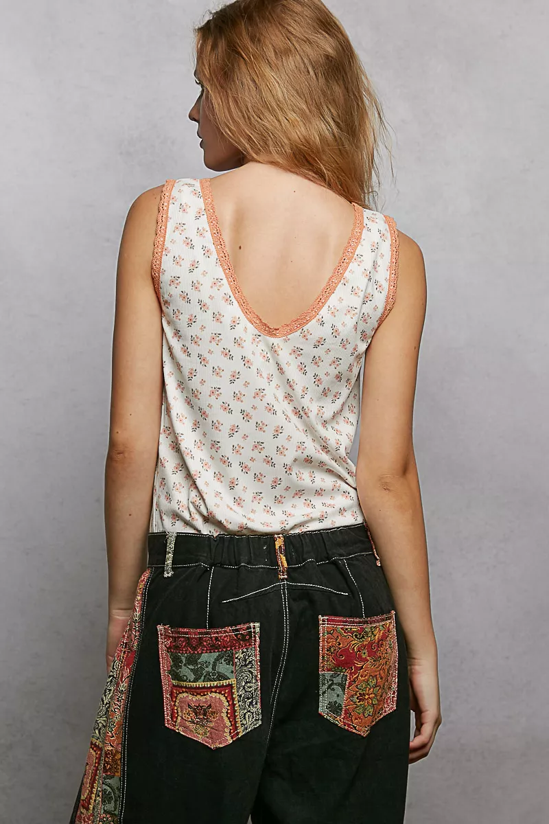 POL Ruched Floral V-Neck Tank with Lace Detail - Image 8