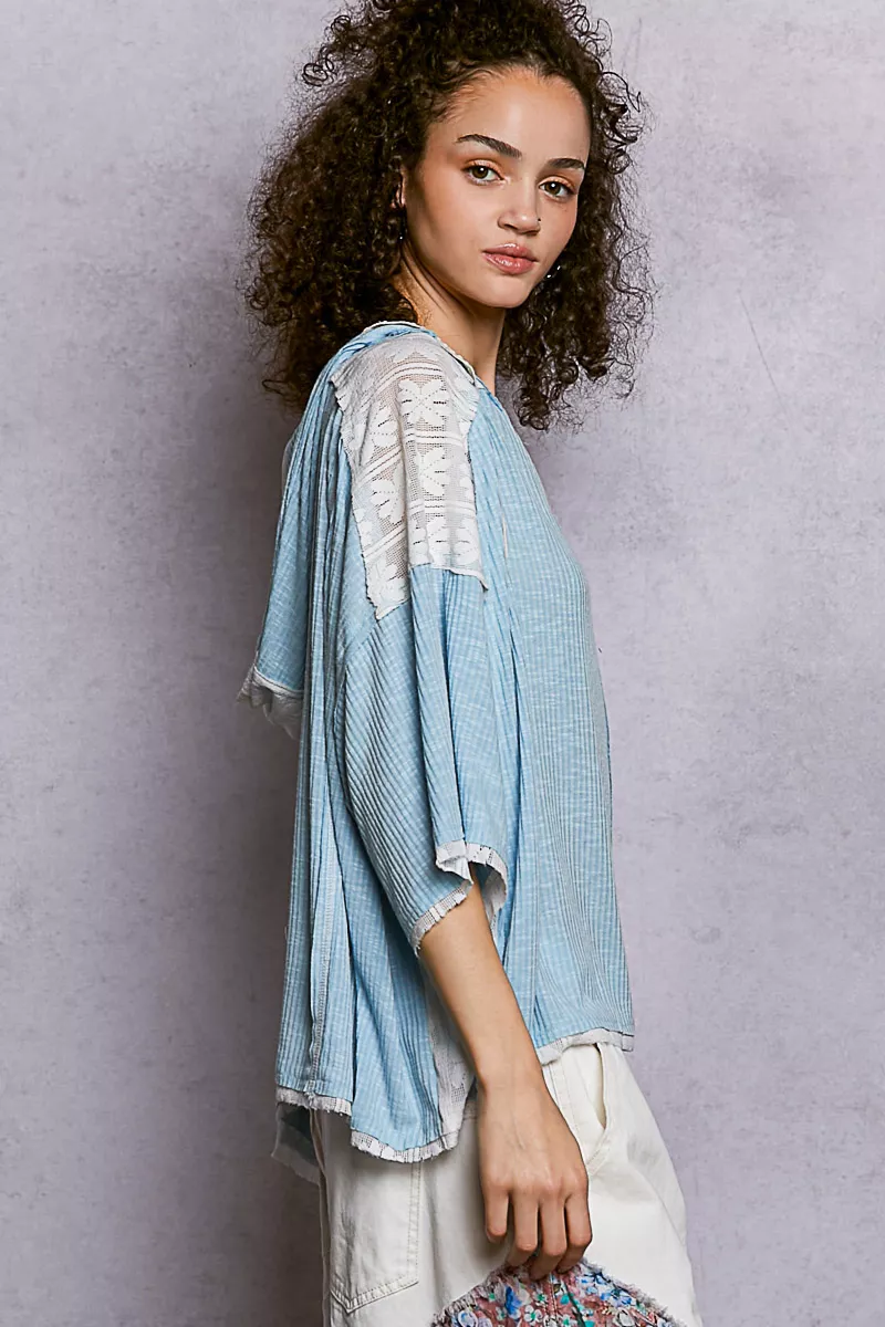 POL Short Sleeve Hoodie Top with Lace Detail - Image 3