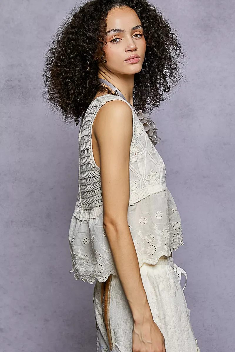 POL Sleeveless Flowy Fit Crochet Top with Scalloped Border Accents - Image 3