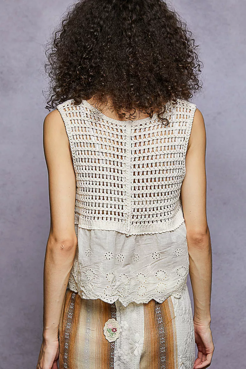 POL Sleeveless Flowy Fit Crochet Top with Scalloped Border Accents - Image 4
