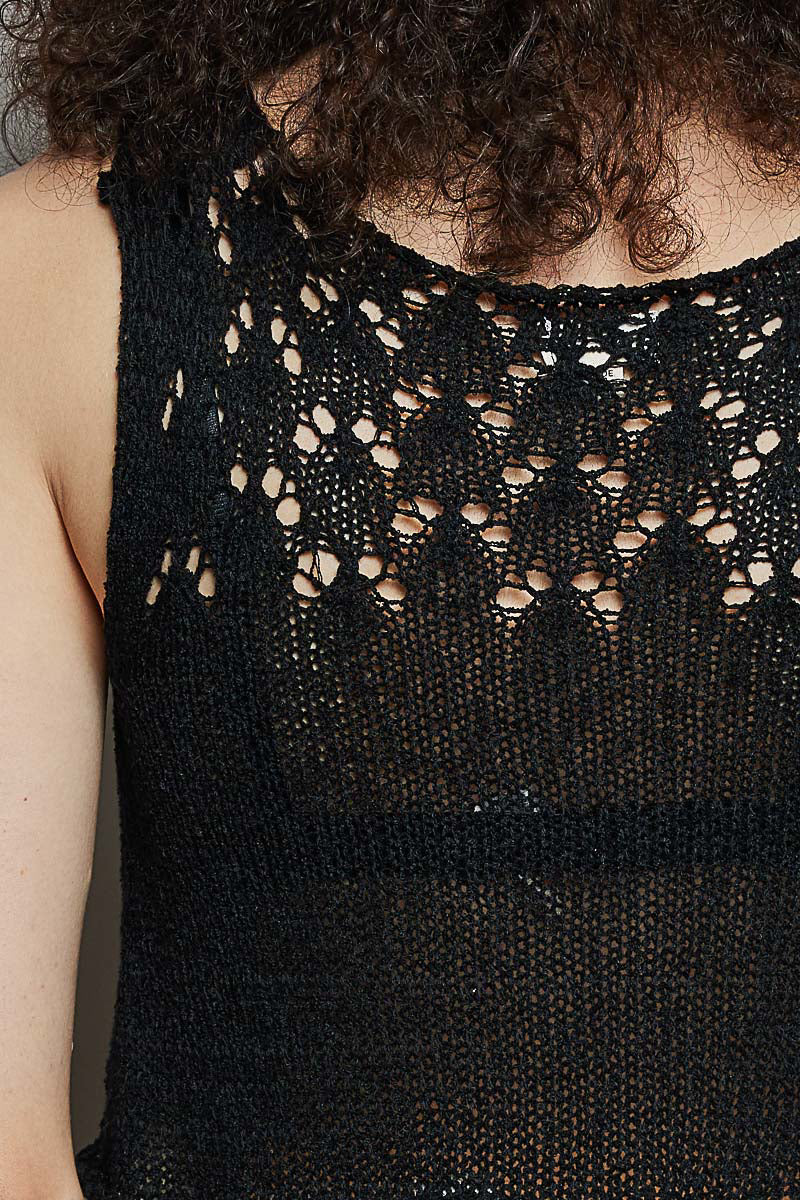 POL V-Neck Crochet Sweater Vest with Lace Trim - Image 6