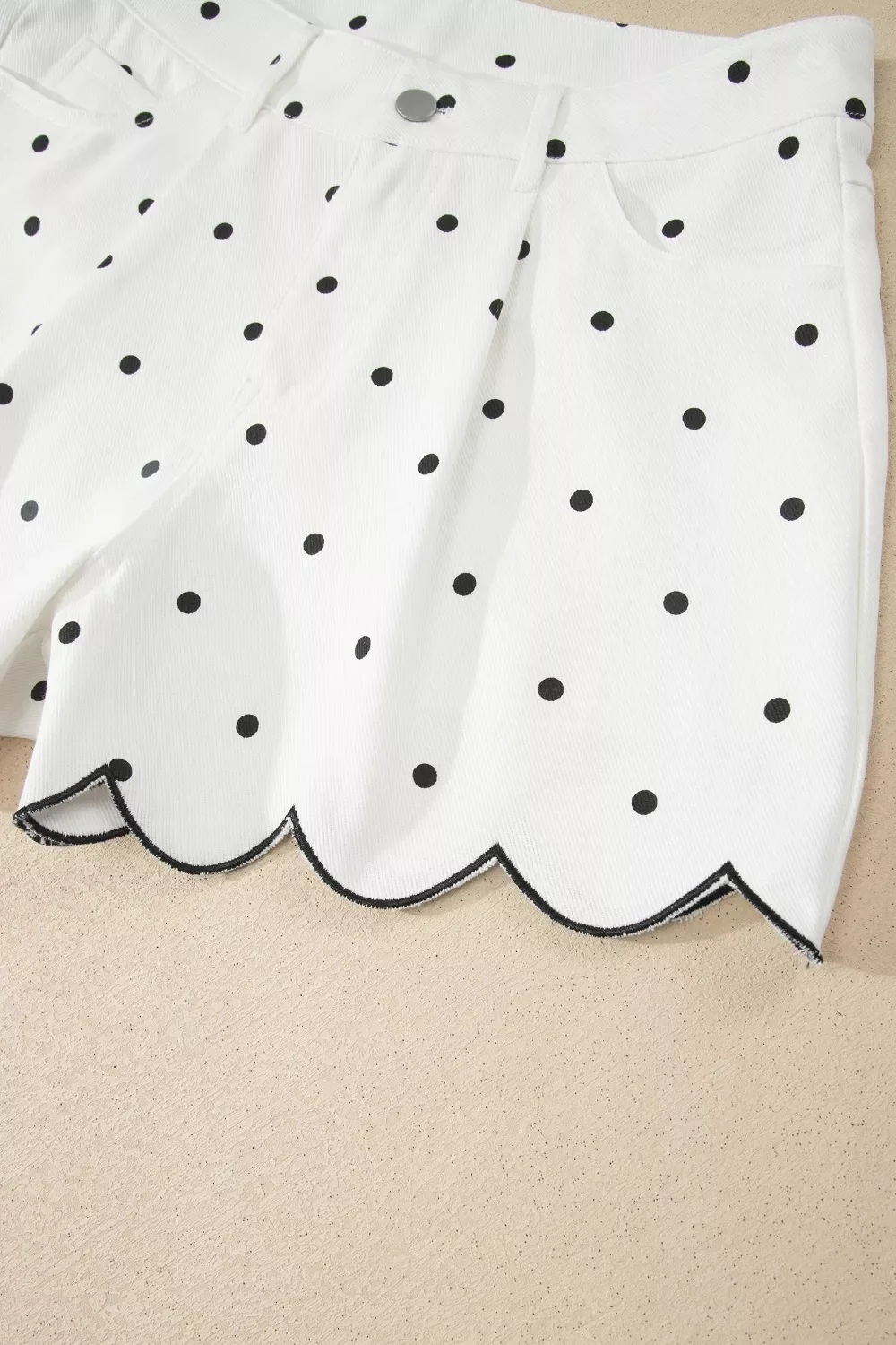 Polka Dot Scalloped Hem Shorts - Image 12