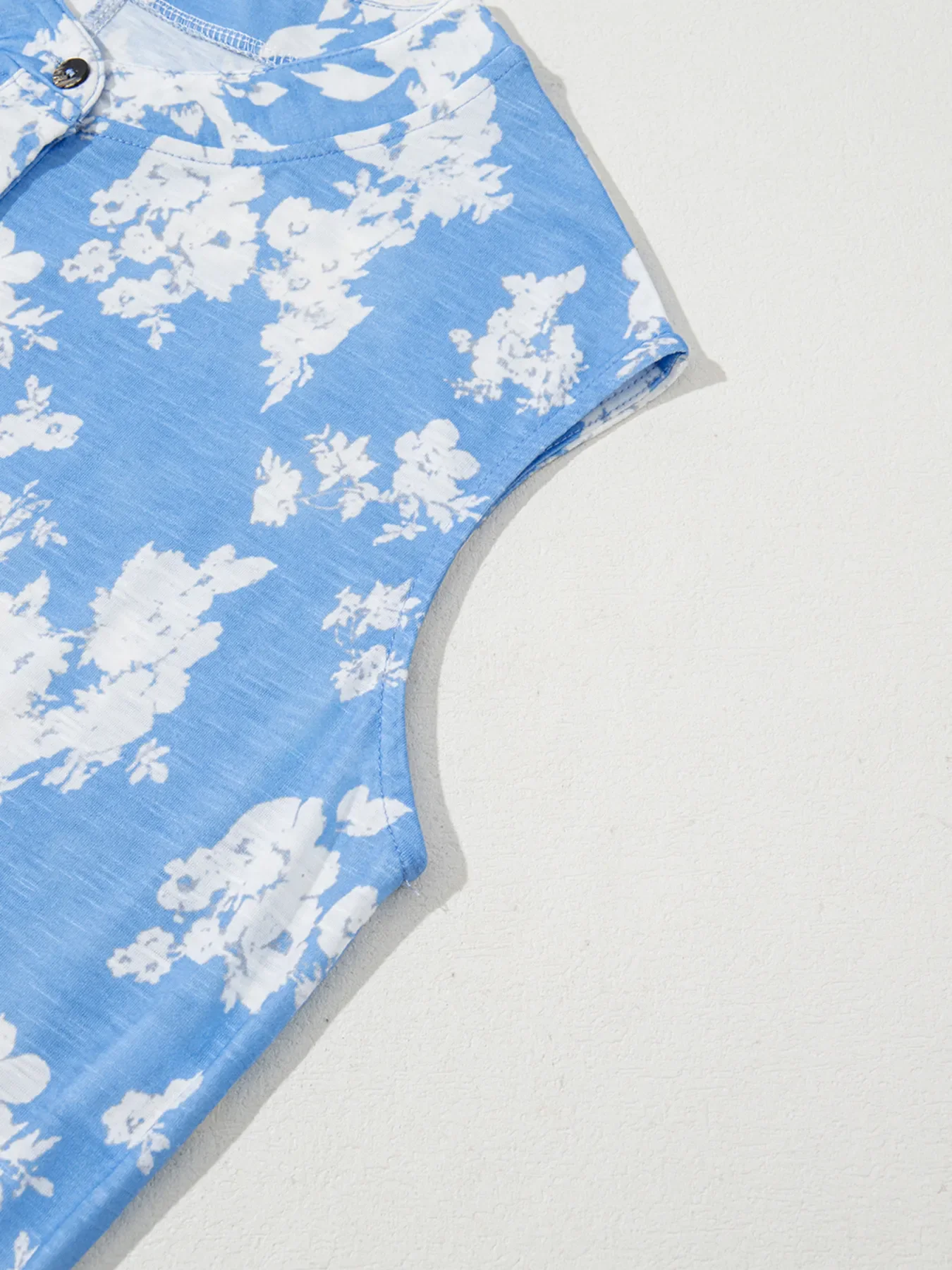 Printed Button-Front Wide Leg Jumpsuit - Image 9