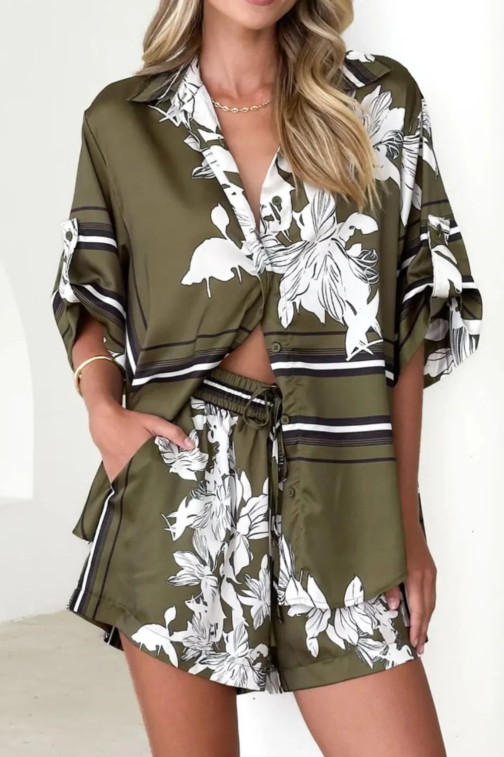 Printed Collared Neck Top and Shorts Set - Image 27