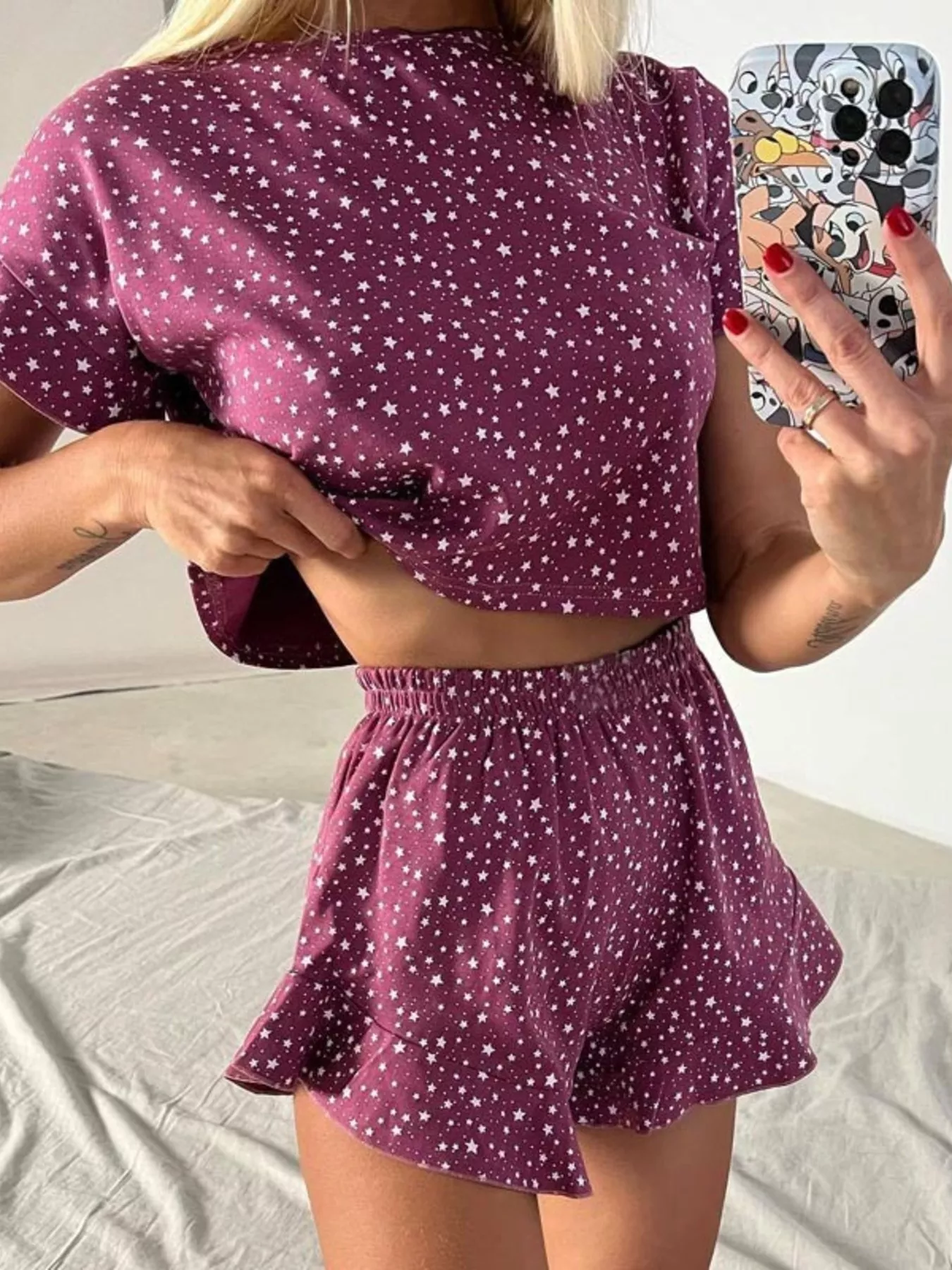 Printed Crop Top and Ruffled Shorts Lounge Set - Image 4