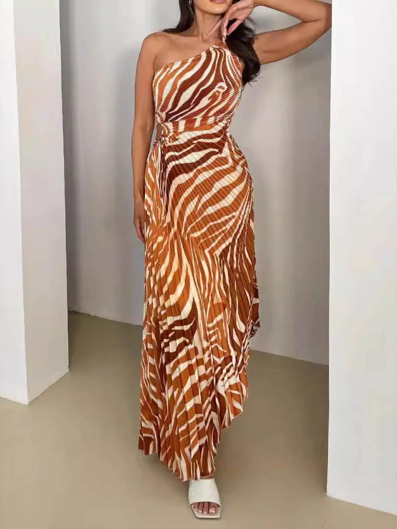 Printed One Shoulder Asymmetrical Maxi Dress - Image 8