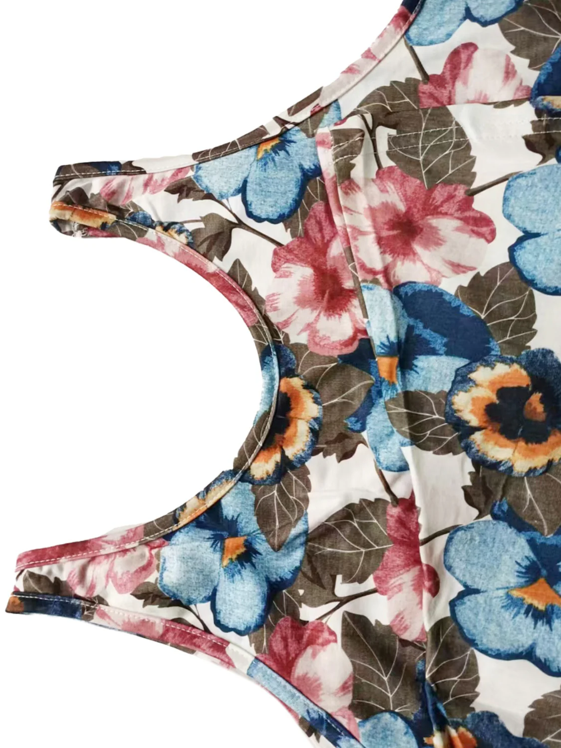 Printed Scoop Neck Wide Strap Tank - Image 5